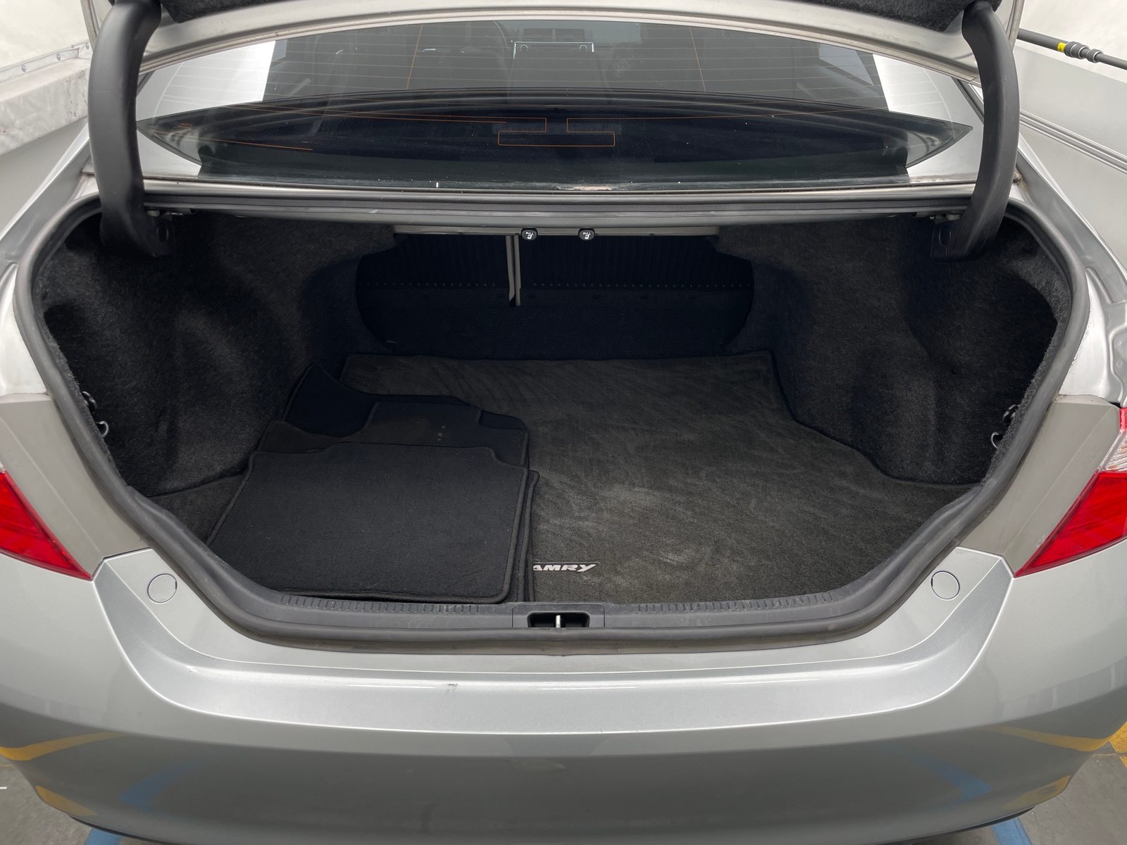 Thumbnail: 2017 Toyota Camry - 7