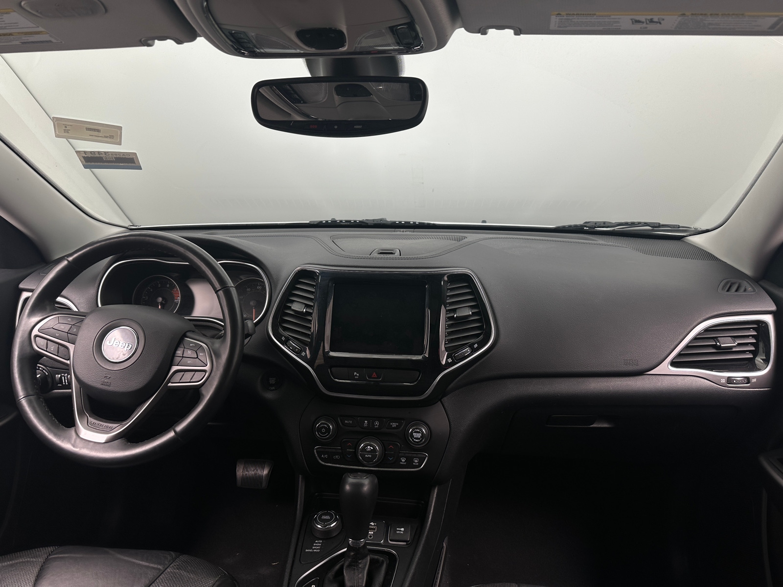 Thumbnail: 2019 Jeep Cherokee - 2