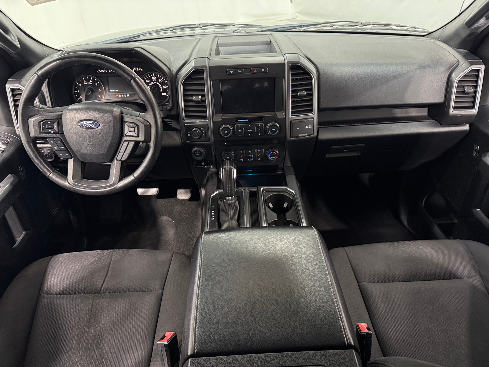 Thumbnail: 2018 Ford Econoline - 3