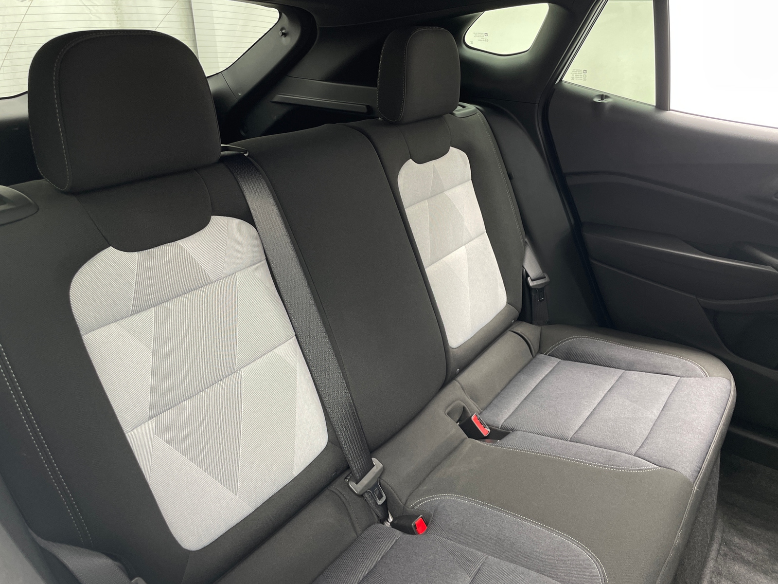 Thumbnail: 2024 Chevrolet Trax - 6