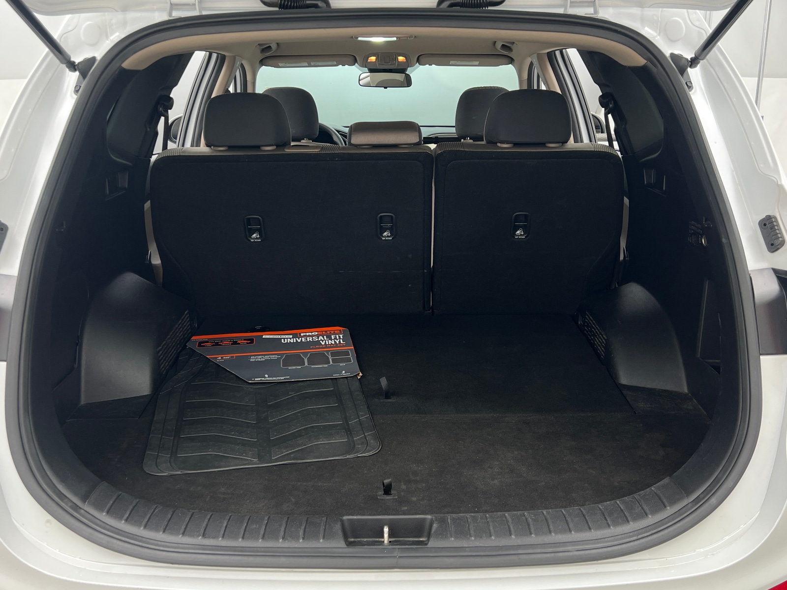 Thumbnail: 2020 Hyundai Santa Fe - 7