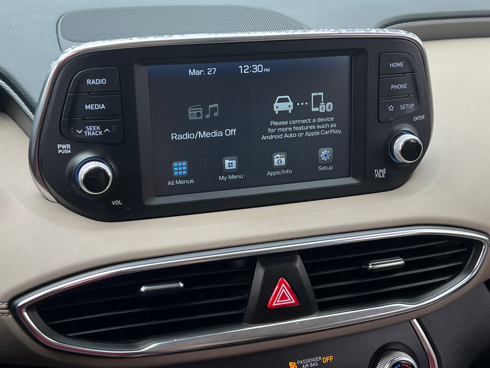 Thumbnail: 2020 Hyundai Santa Fe - 4