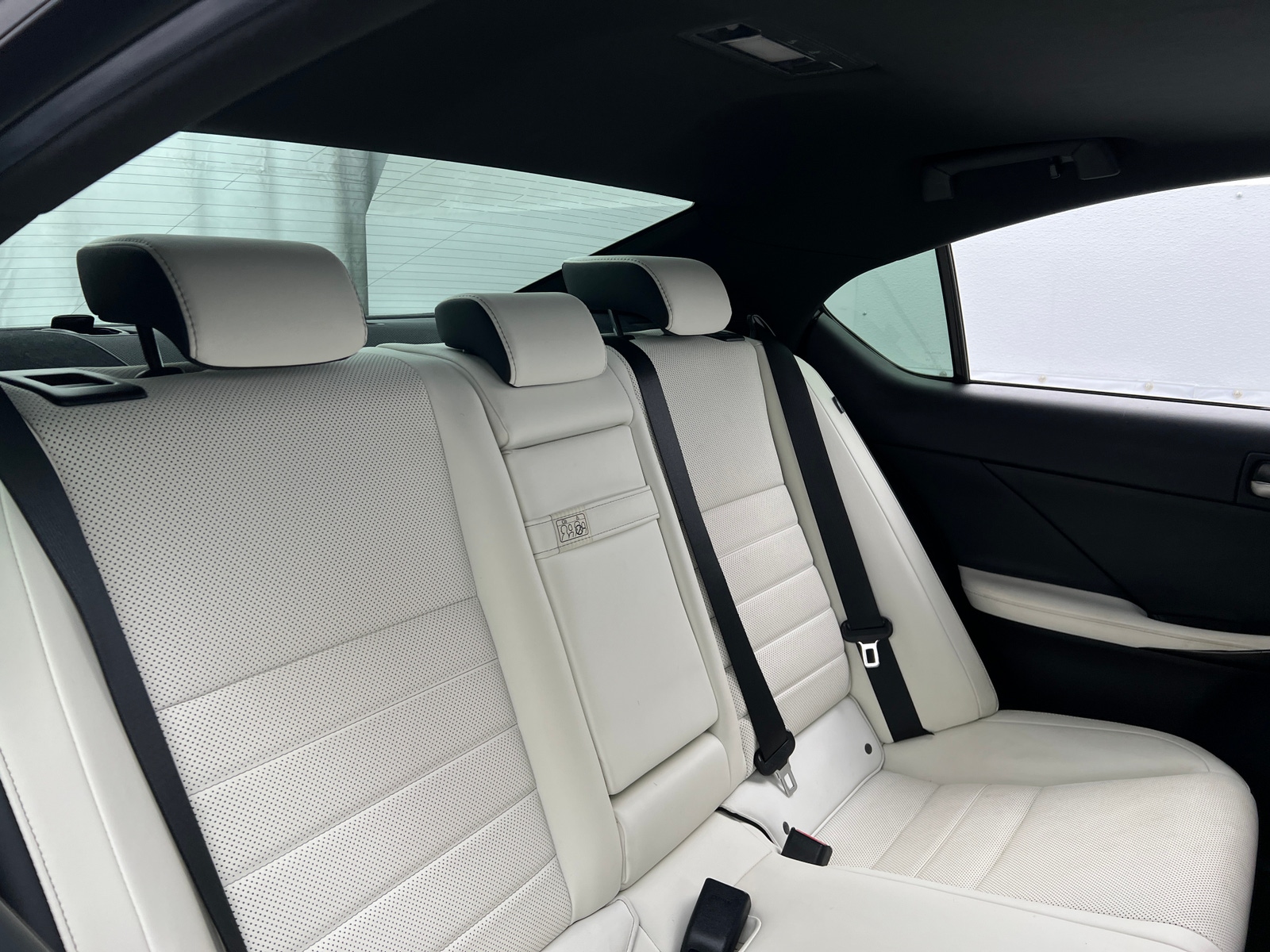 Thumbnail: 2022 Lexus IS - 5