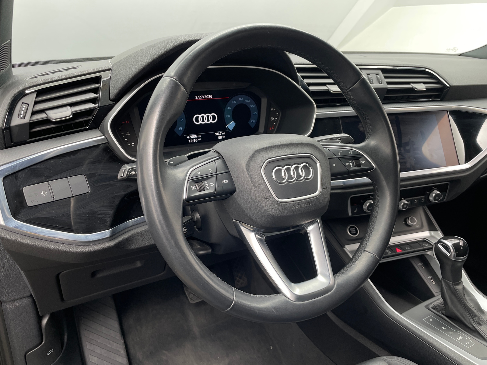 Thumbnail: 2021 Audi Q3 - 4