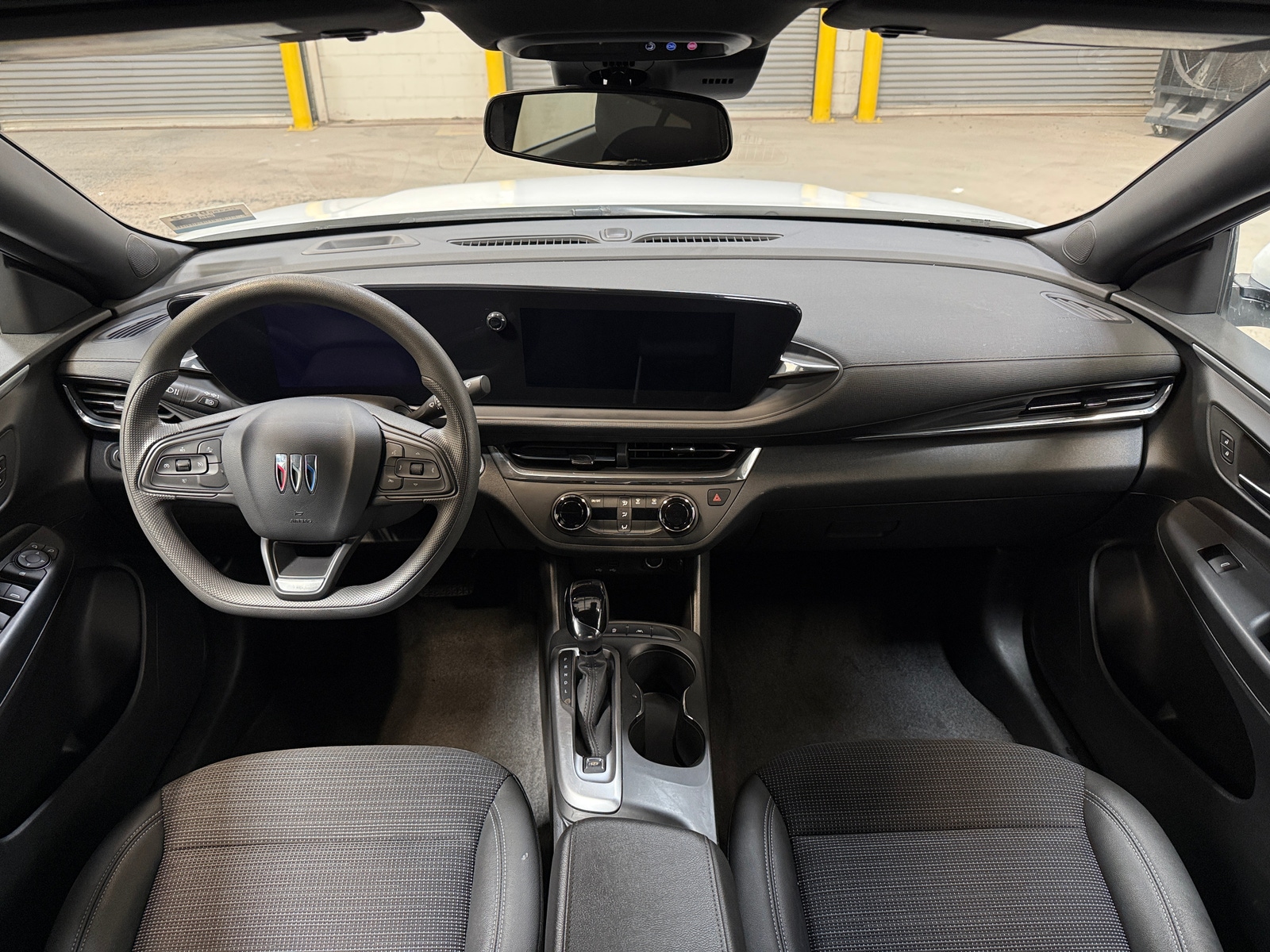 Thumbnail: 2025 Buick Envista - 3