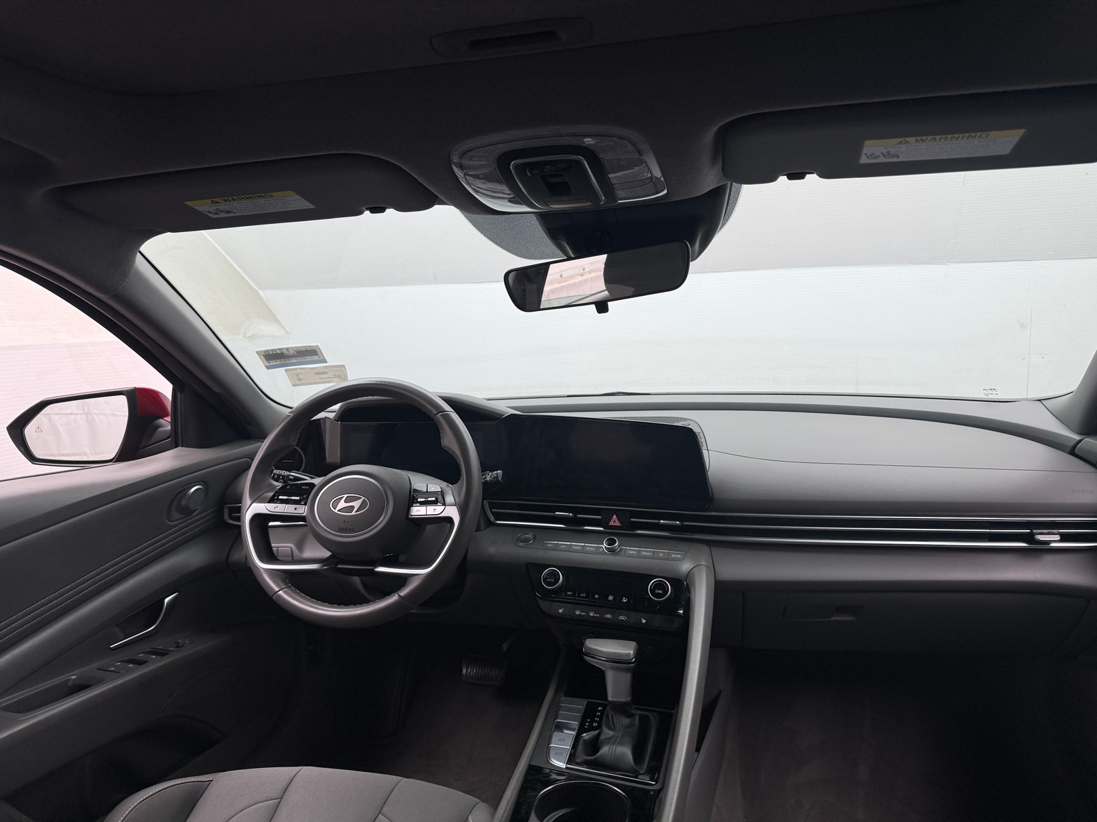 Thumbnail: 2024 Hyundai Elantra - 3