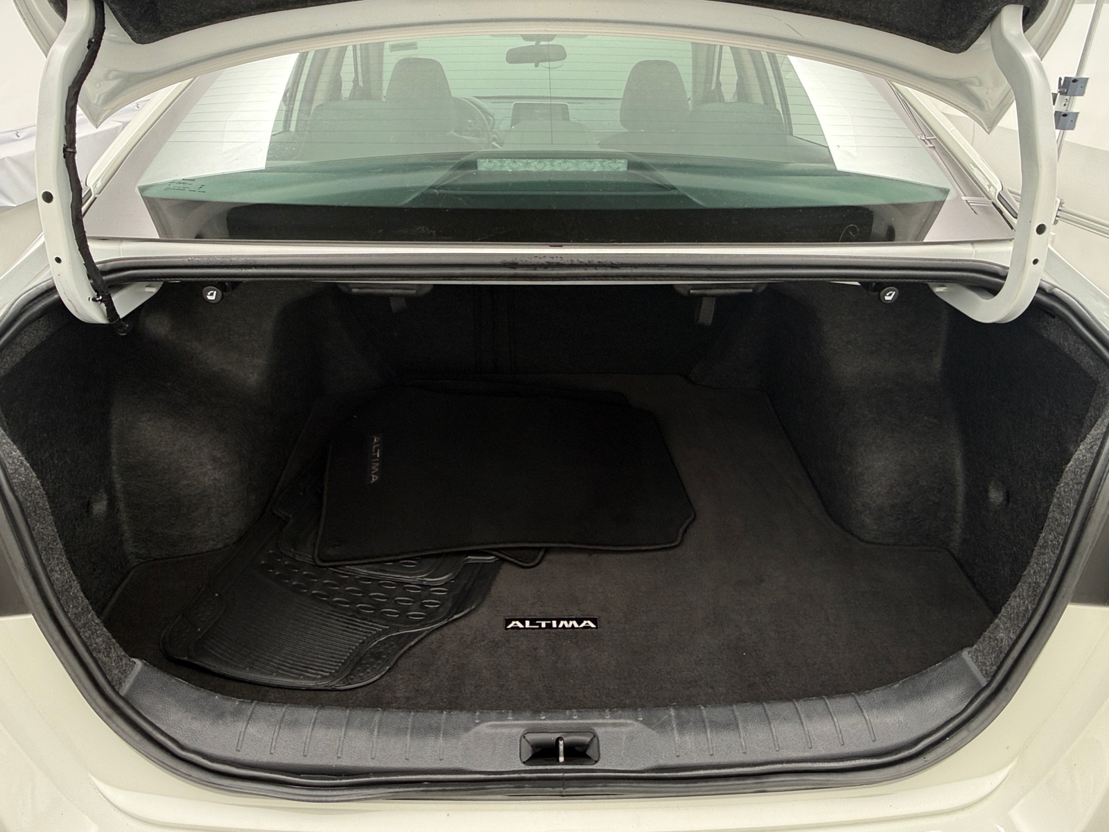 Thumbnail: 2025 Nissan Altima - 7