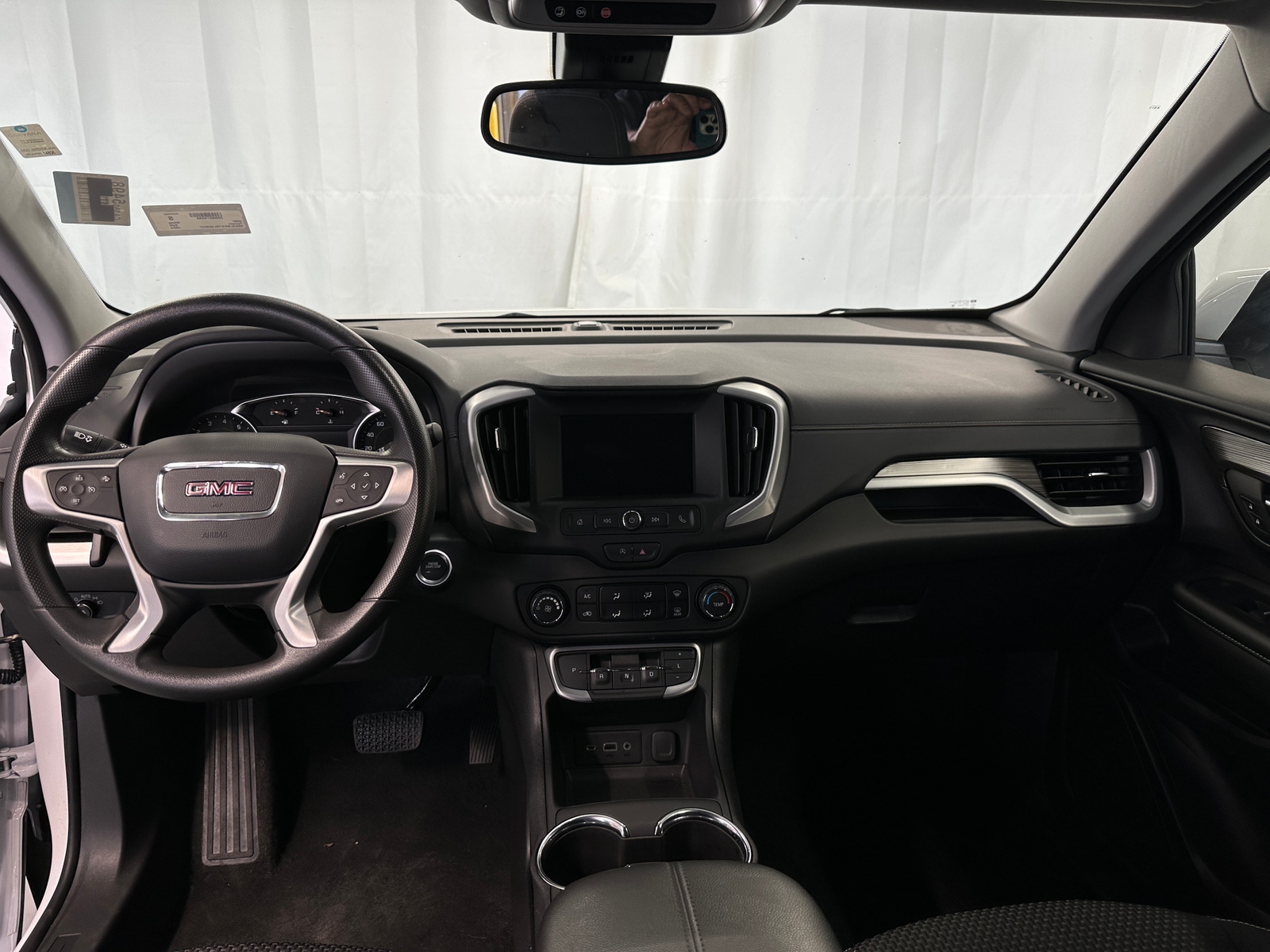 Thumbnail: 2024 GMC Terrain - 3