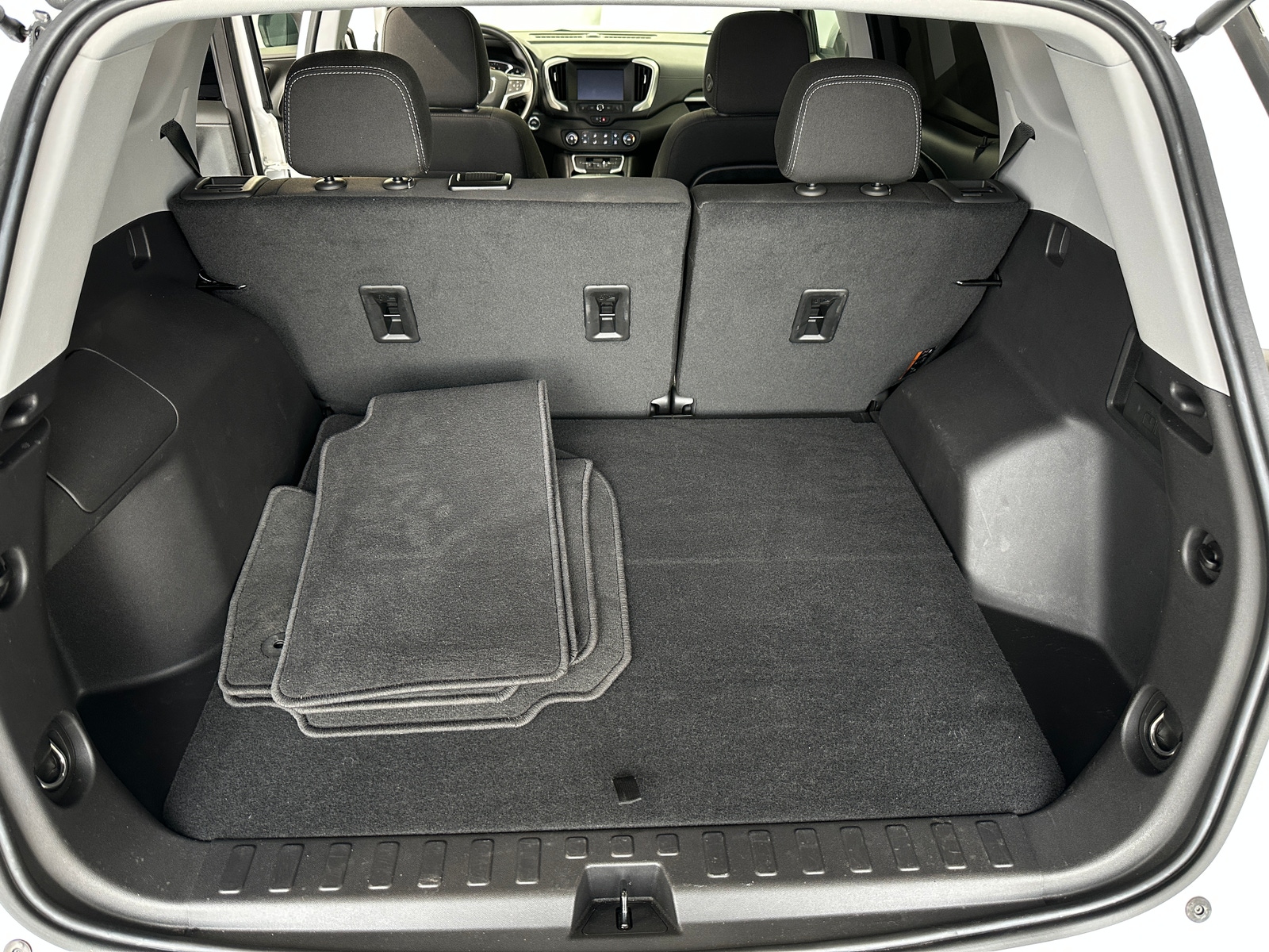 Thumbnail: 2024 GMC Terrain - 7