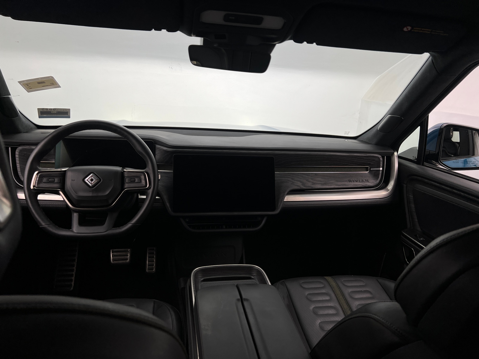 Thumbnail: 2022 Rivian R1T - 2