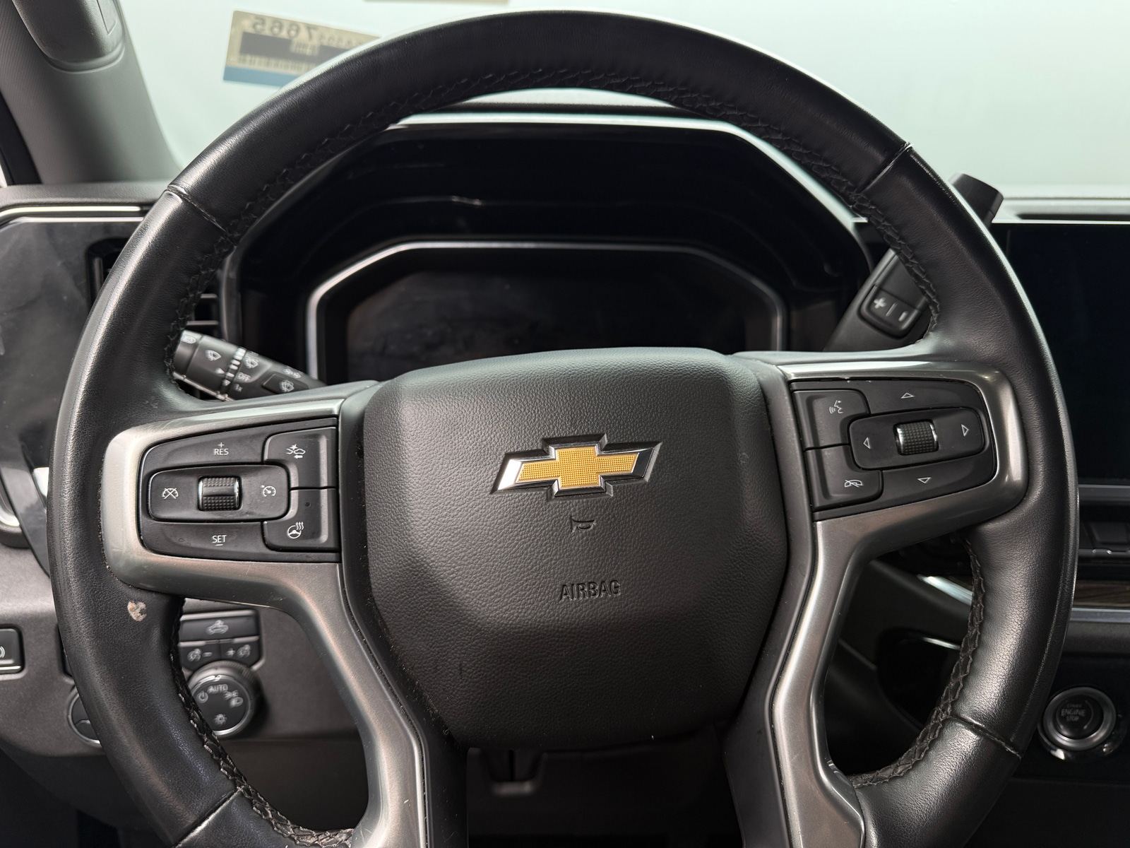 Thumbnail: 2023 Chevrolet Silverado 1500 - 5