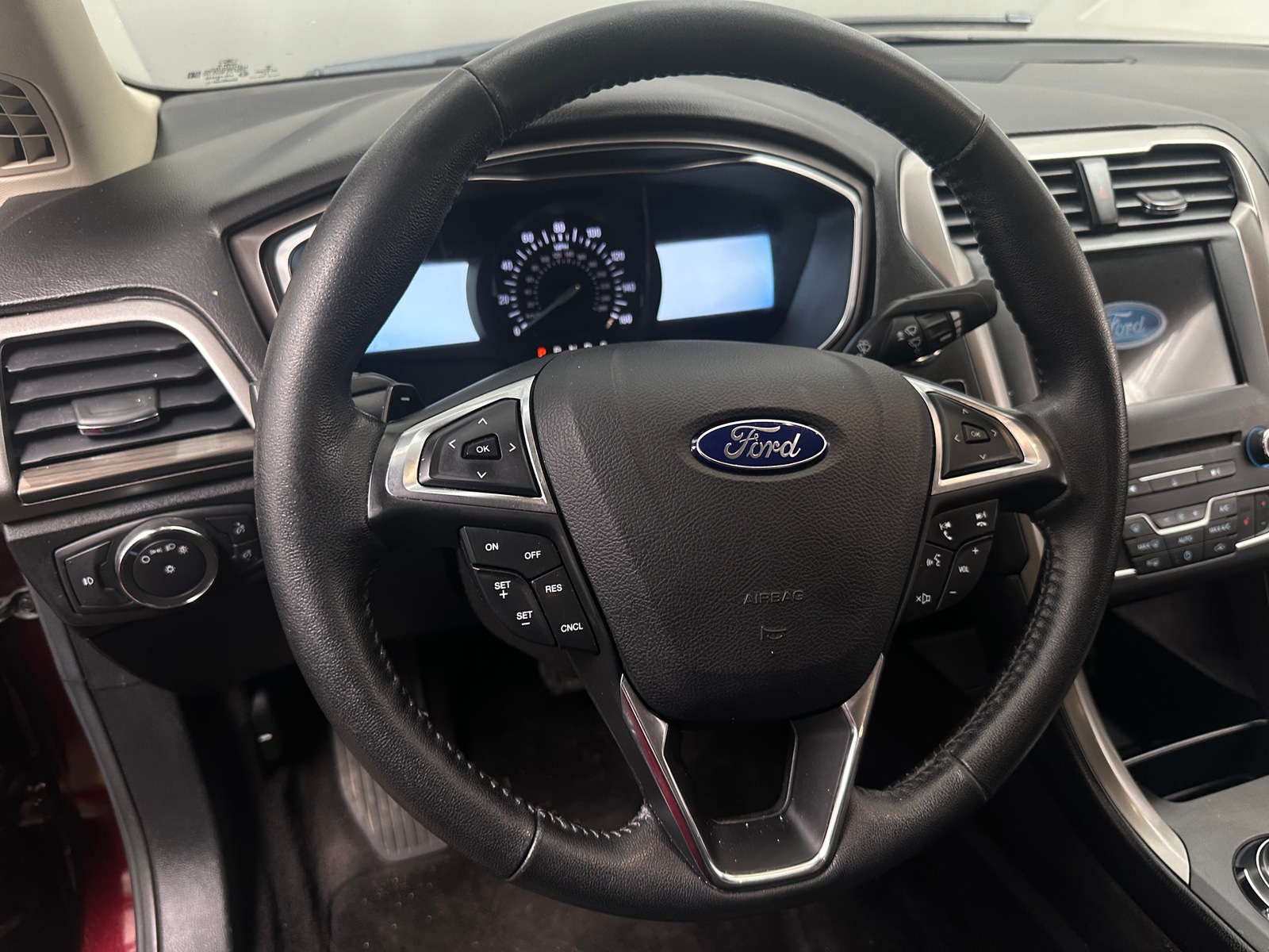 Thumbnail: 2017 Ford Fusion - 5