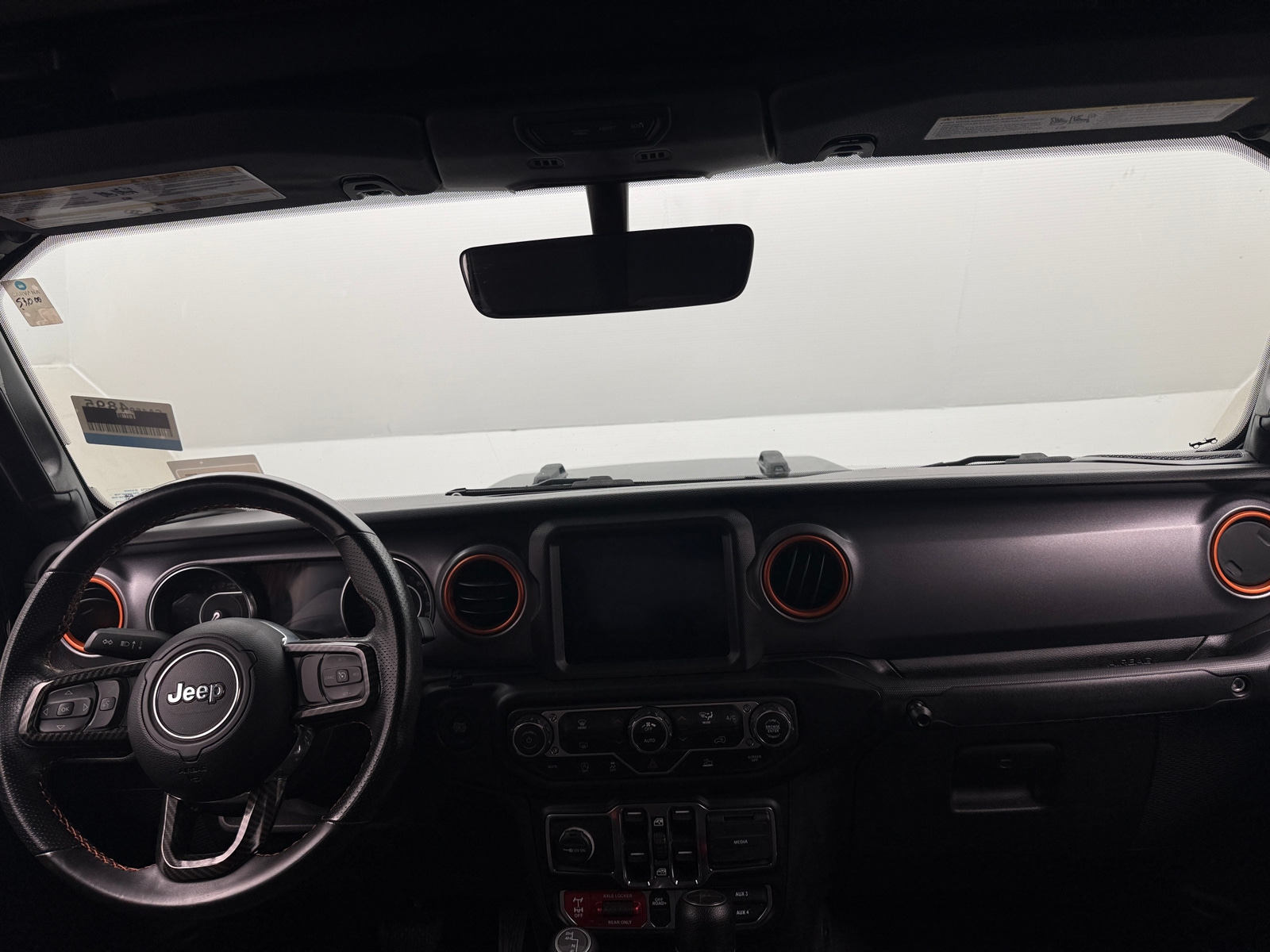 Thumbnail: 2021 Jeep Gladiator - 3