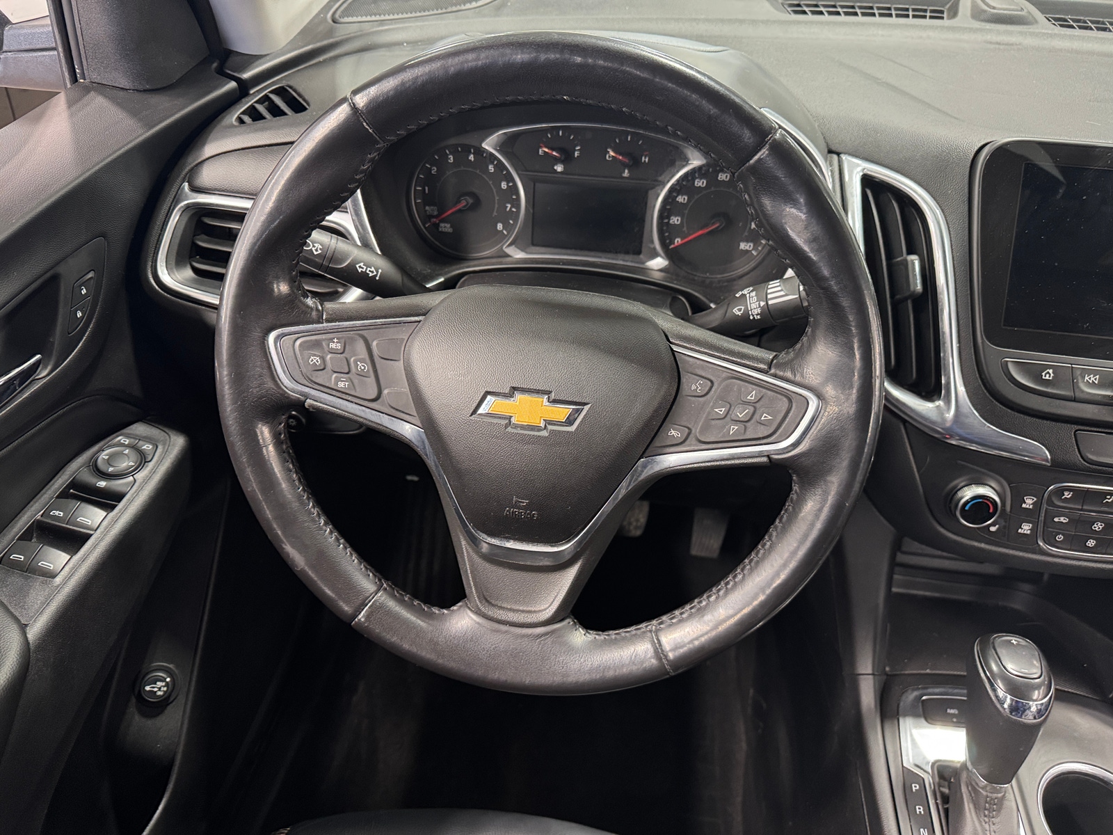 Thumbnail: 2019 Chevrolet Equinox - 5