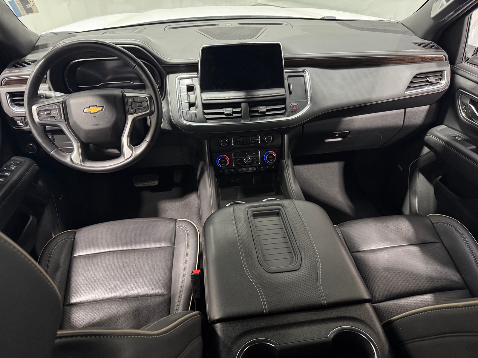 Thumbnail: 2024 Chevrolet Suburban - 2