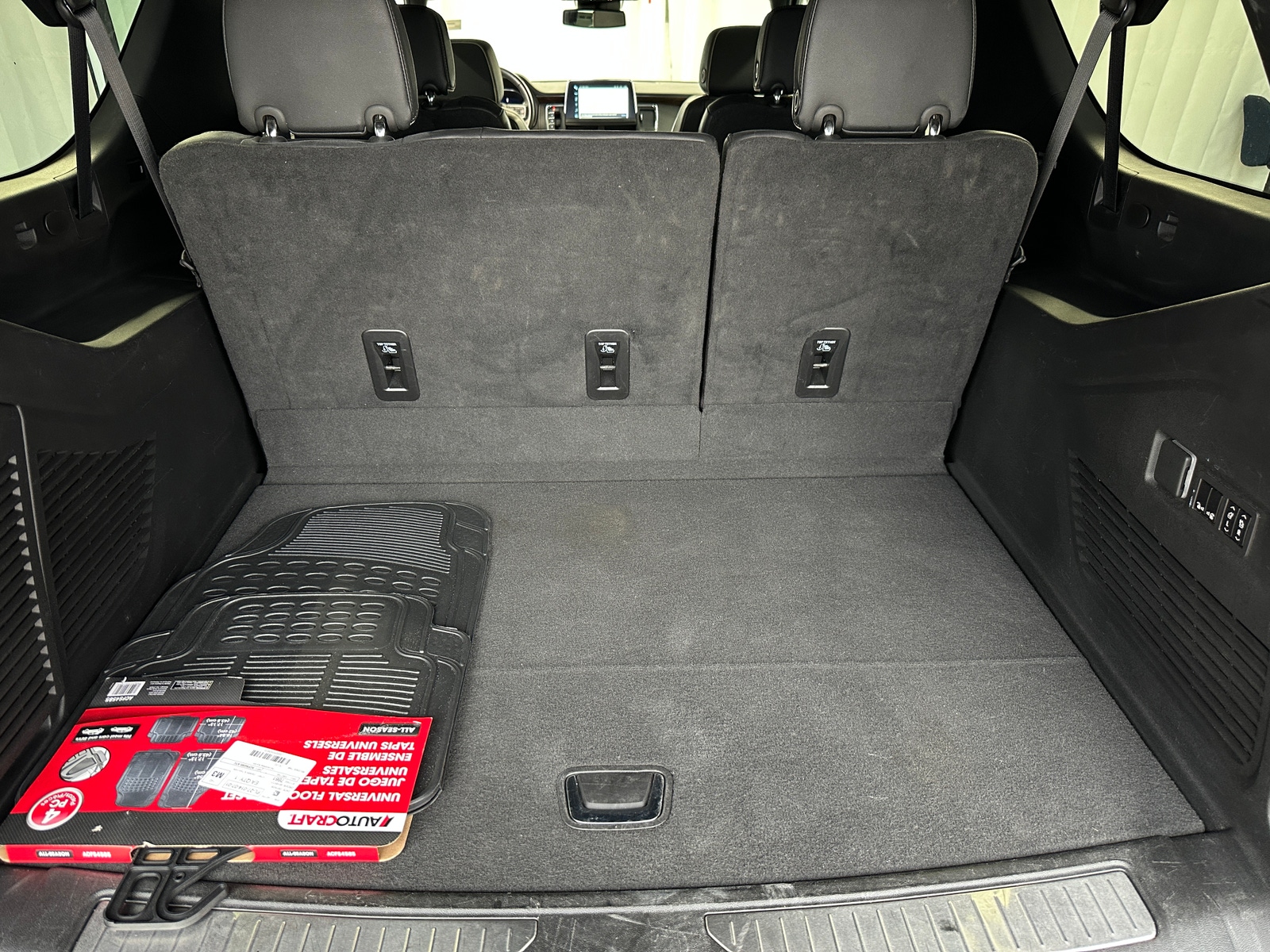 Thumbnail: 2024 Chevrolet Suburban - 6