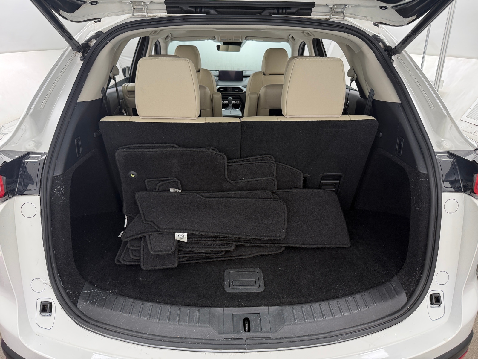 Thumbnail: 2023 Mazda CX-9 - 6