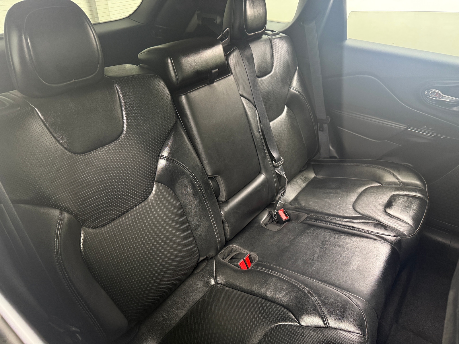 Thumbnail: 2023 Jeep Cherokee - 5