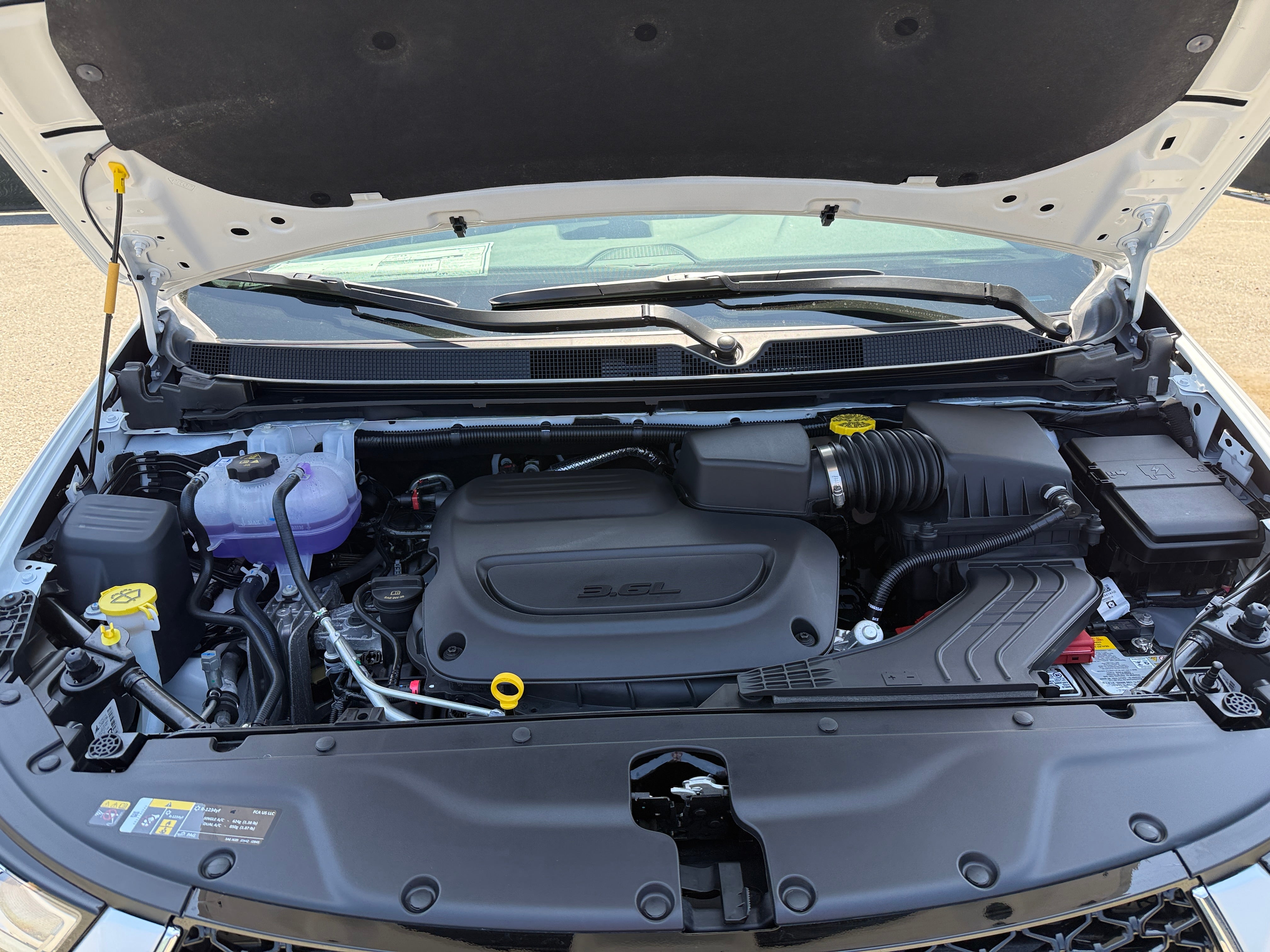2026 Chrysler Pacifica Limited AWD's photo
