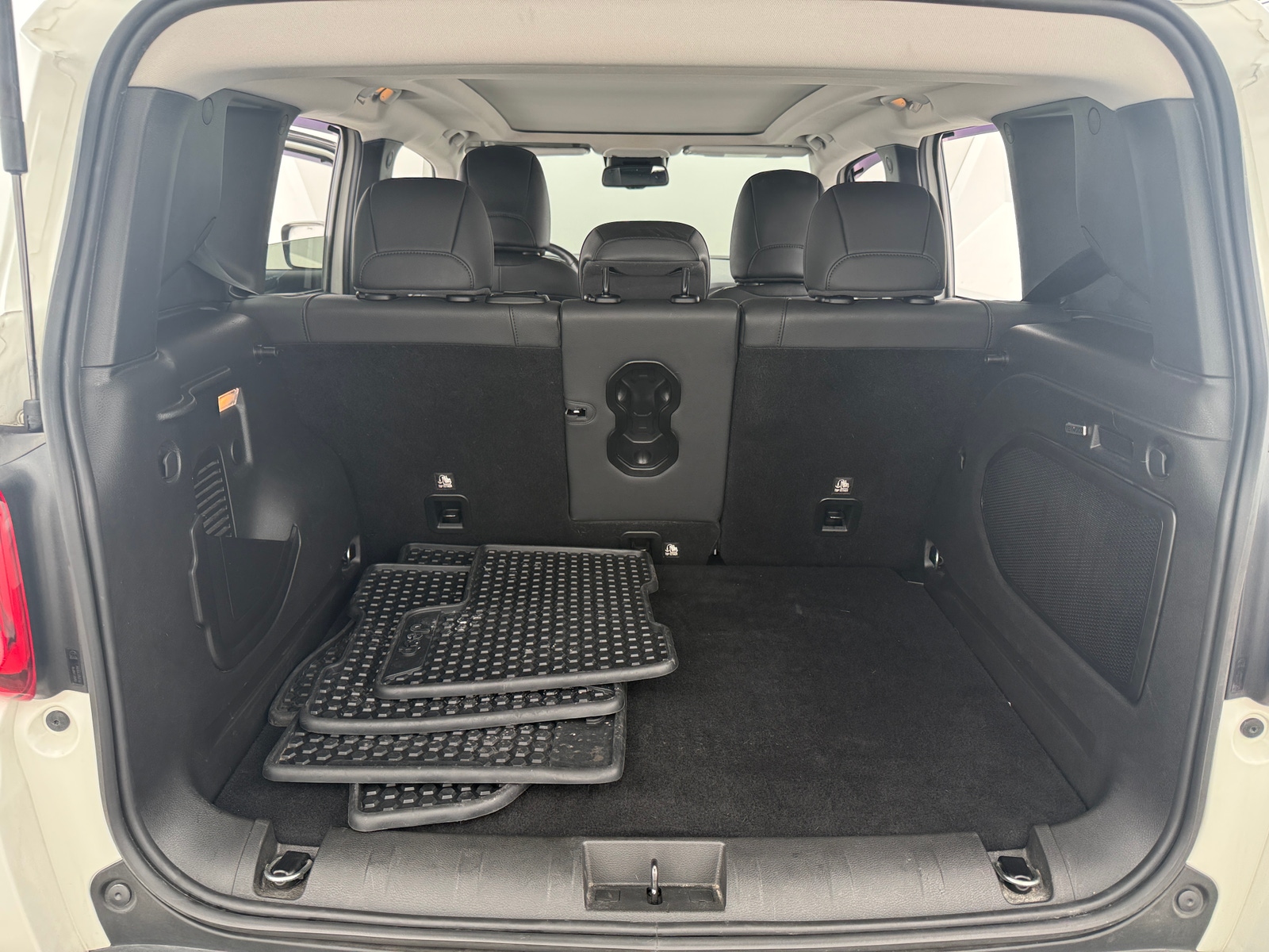 Thumbnail: 2021 Jeep Renegade - 6