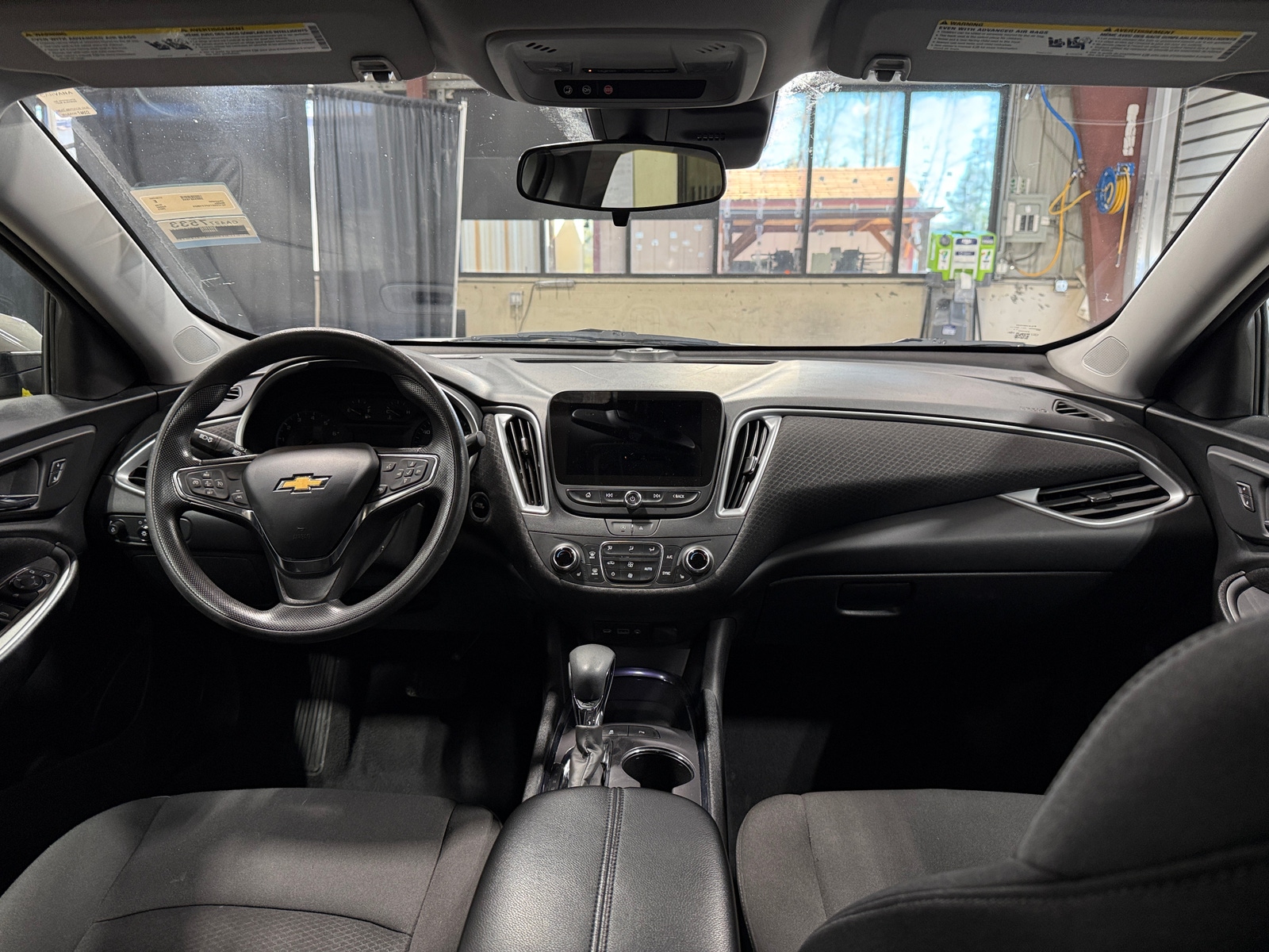 Thumbnail: 2023 Chevrolet Malibu - 3