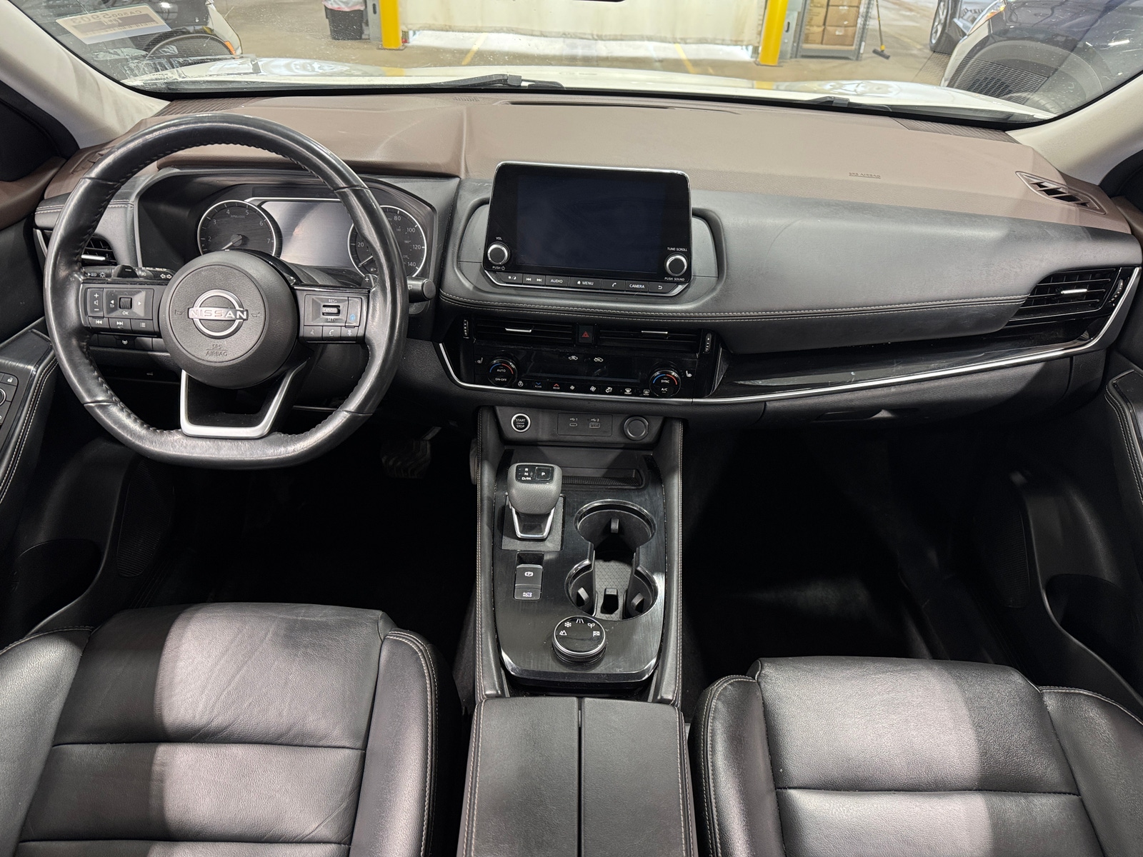 Thumbnail: 2022 Nissan Rogue - 2