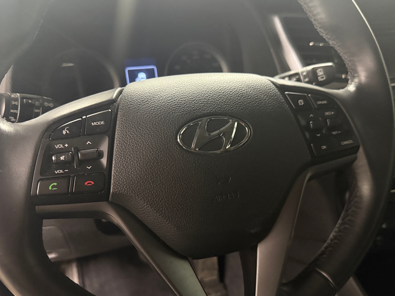 Thumbnail: 2016 Hyundai Tucson - 5