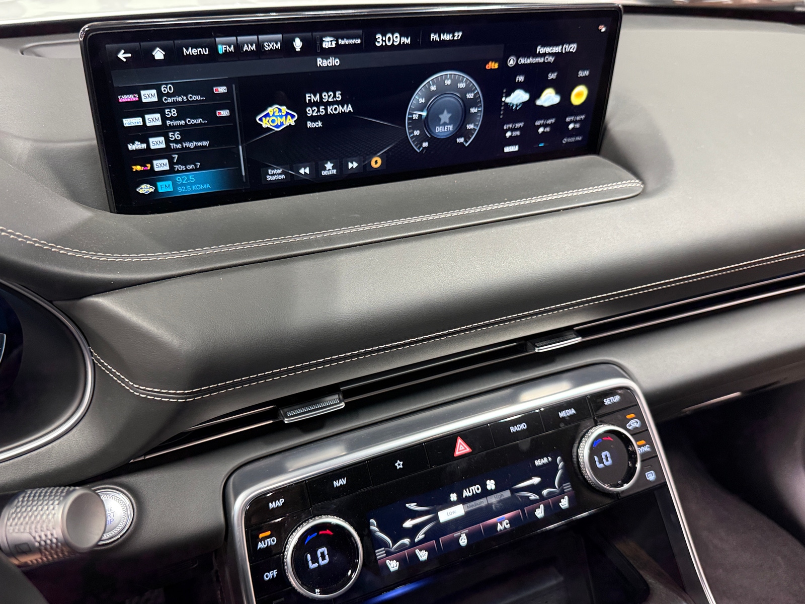 Thumbnail: 2024 Genesis GV80 - 3