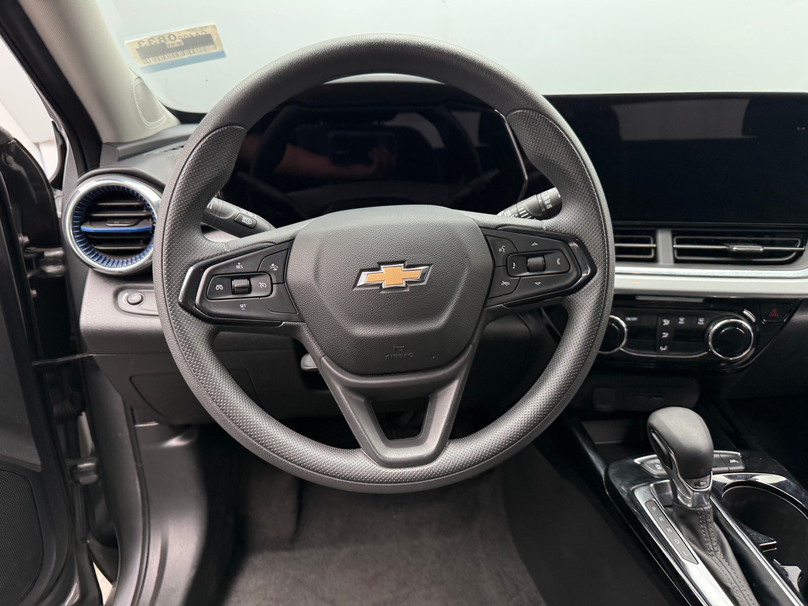 Thumbnail: 2025 Chevrolet Trax - 5