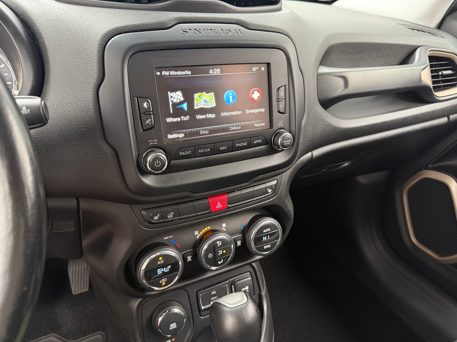 Thumbnail: 2017 Jeep Renegade - 3