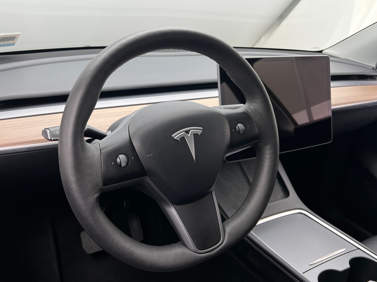 Thumbnail: 2025 Tesla Model Y - 4