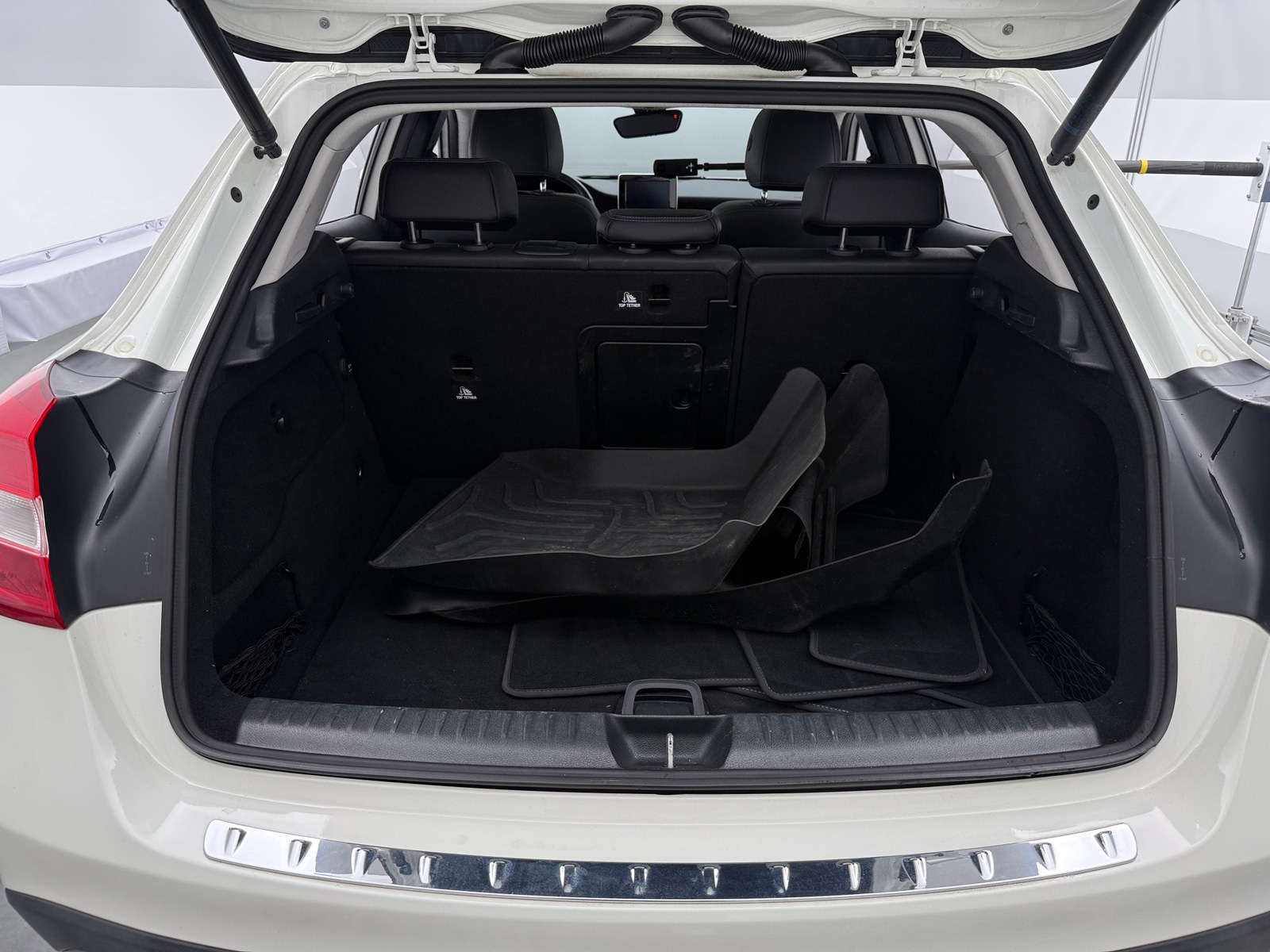 Thumbnail: 2016 Mercedes-Benz GLA - 6