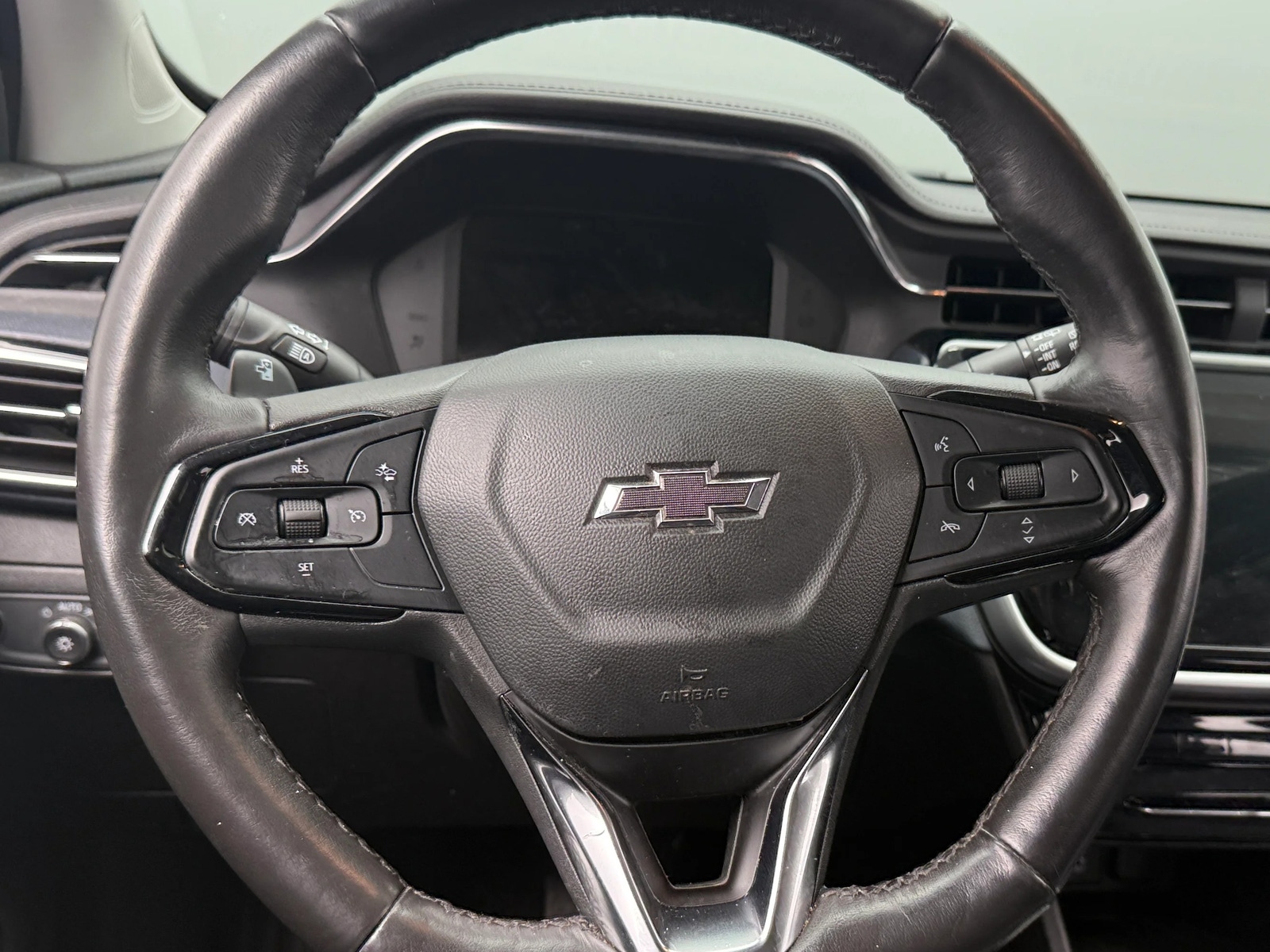 Thumbnail: 2022 Chevrolet Bolt EUV - 4