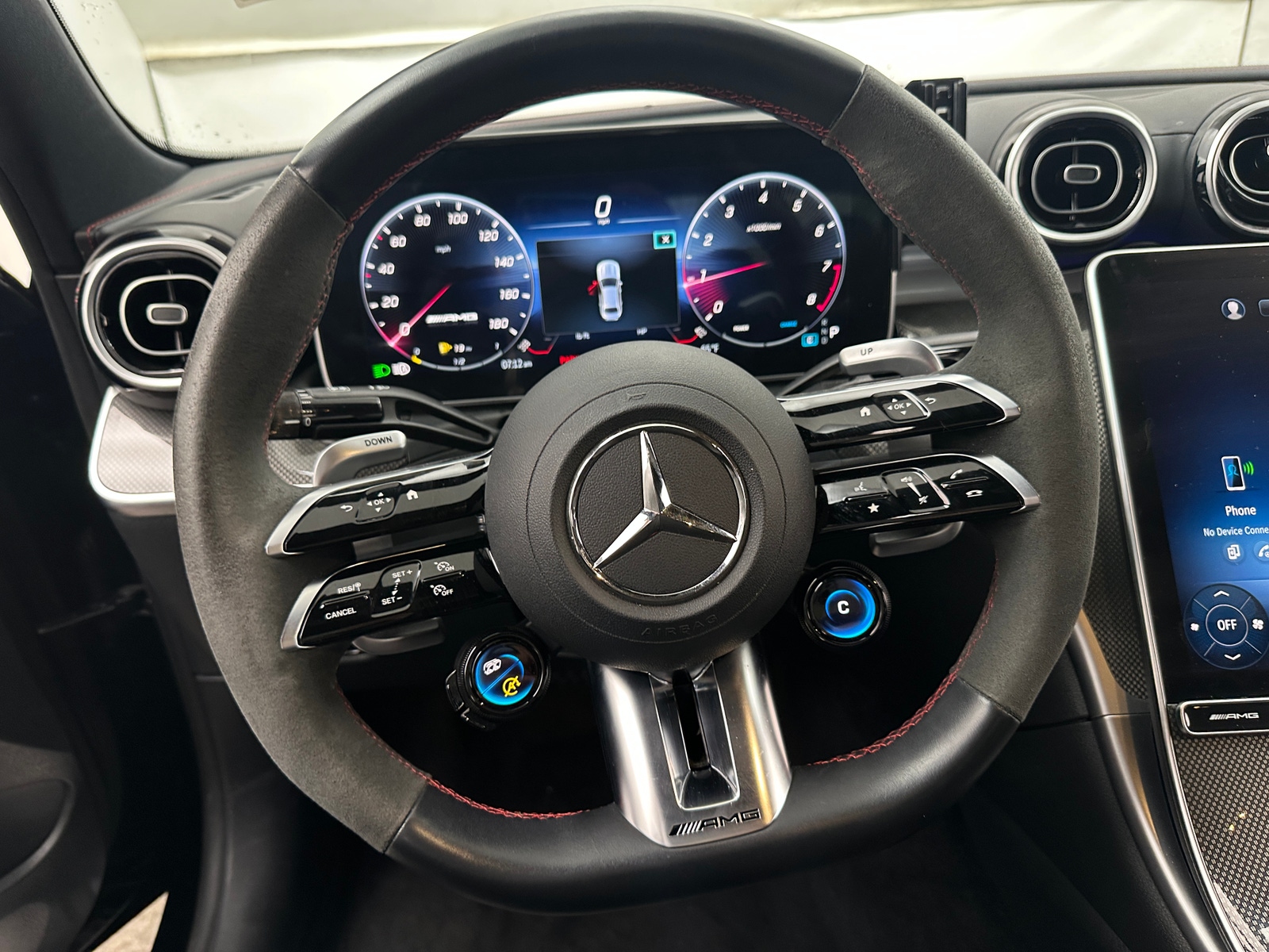 Thumbnail: 2023 Mercedes-Benz C-Class - 4