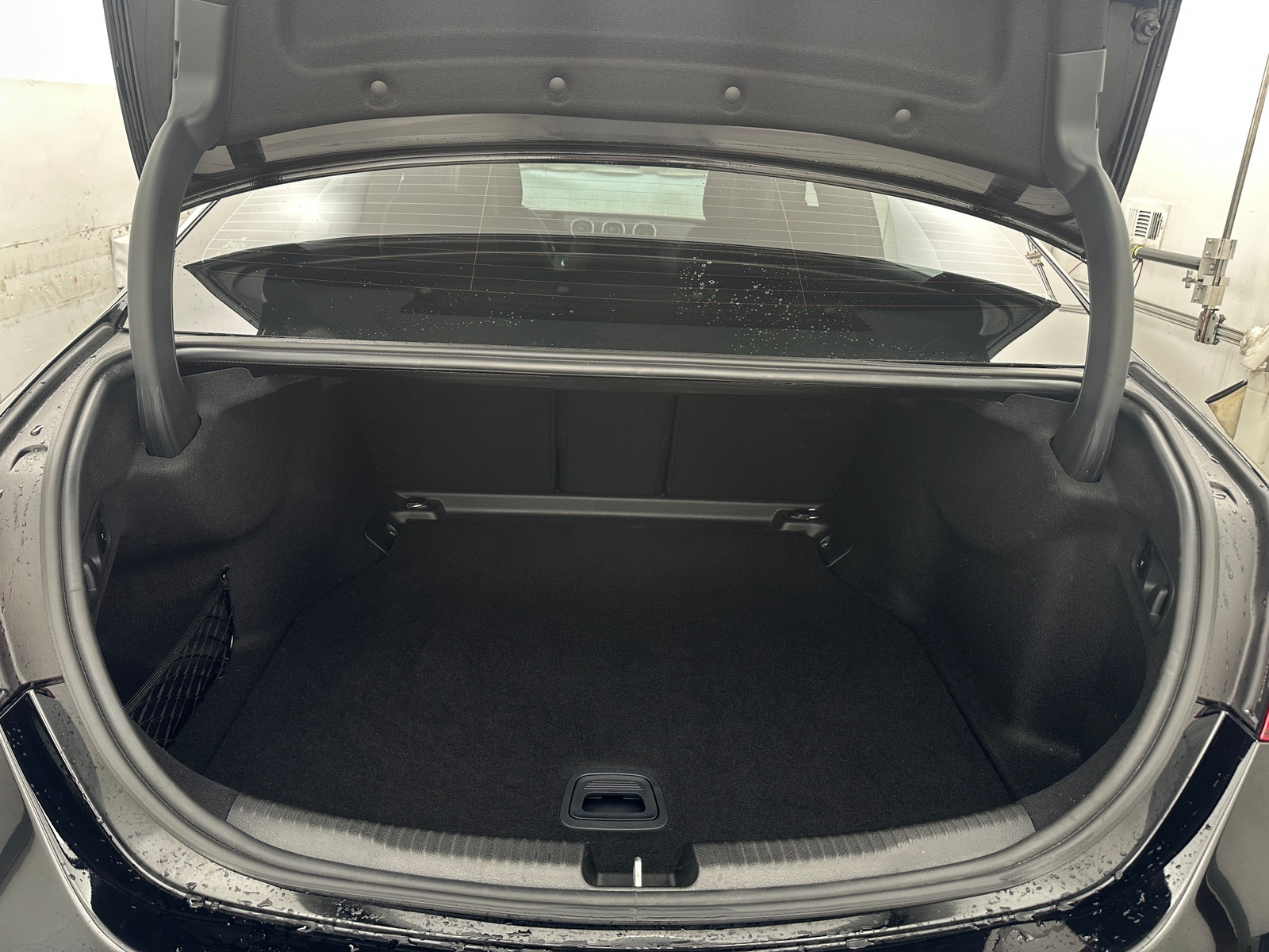 Thumbnail: 2023 Mercedes-Benz C-Class - 6