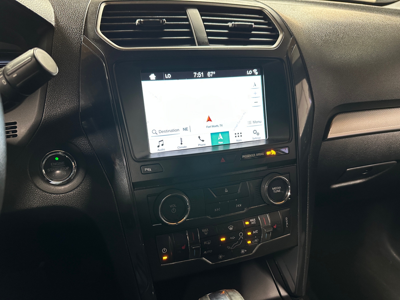 Thumbnail: 2018 Ford Explorer - 3