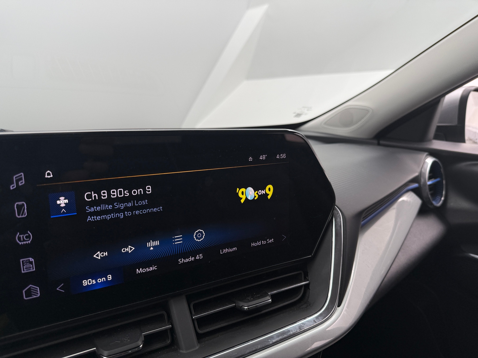 Thumbnail: 2025 Chevrolet Trax - 4