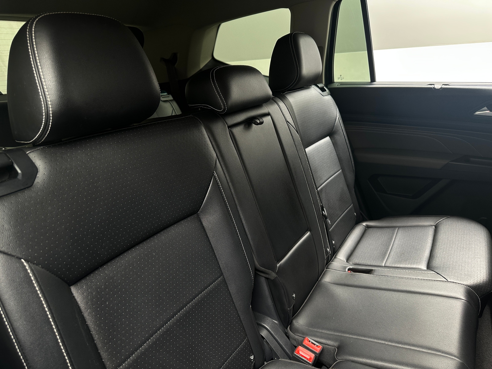 Thumbnail: 2022 Volkswagen Atlas - 5