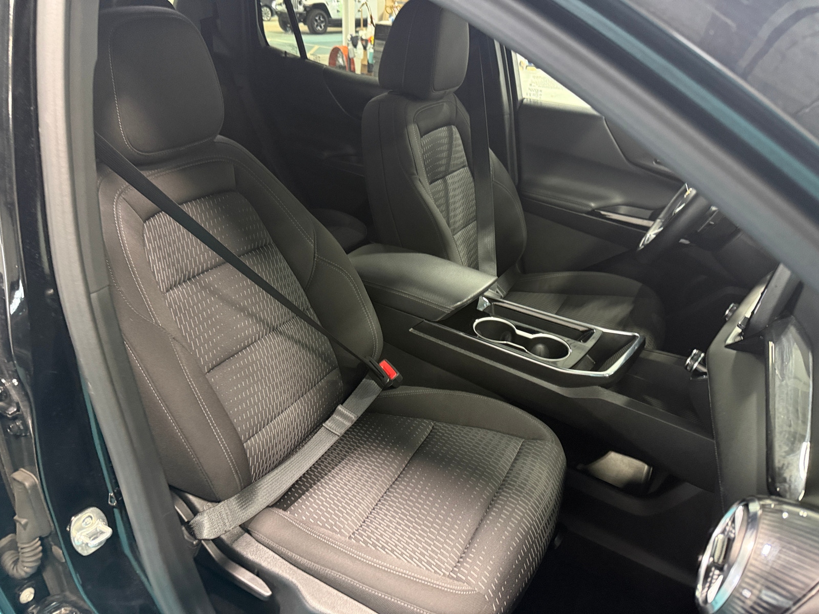 Thumbnail: 2025 Chevrolet Equinox - 2