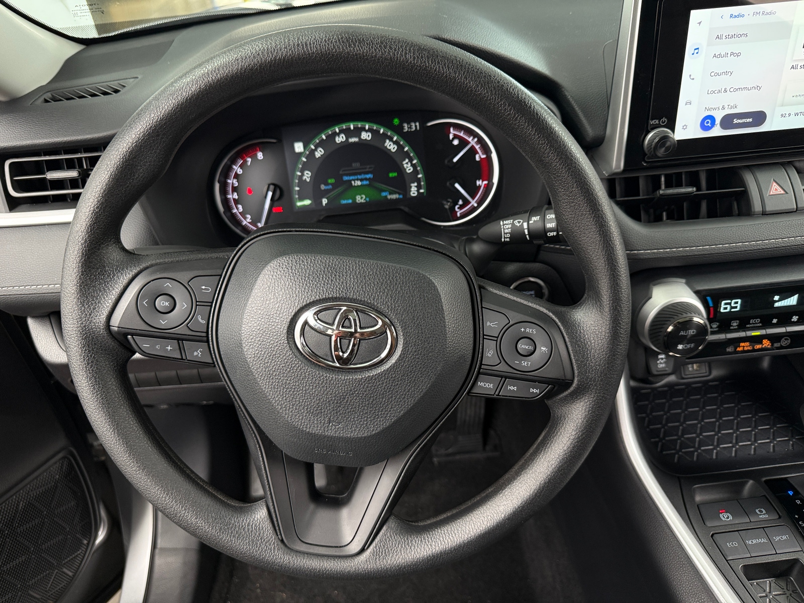 Thumbnail: 2025 Toyota RAV4 - 5