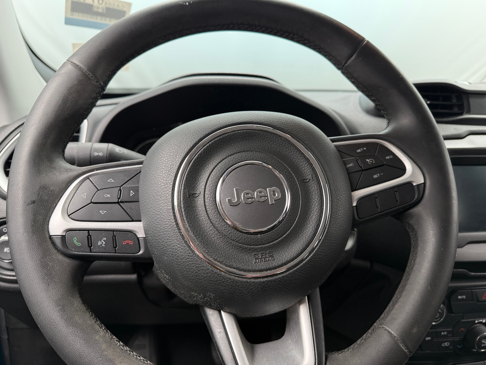 Thumbnail: 2020 Jeep Renegade - 5