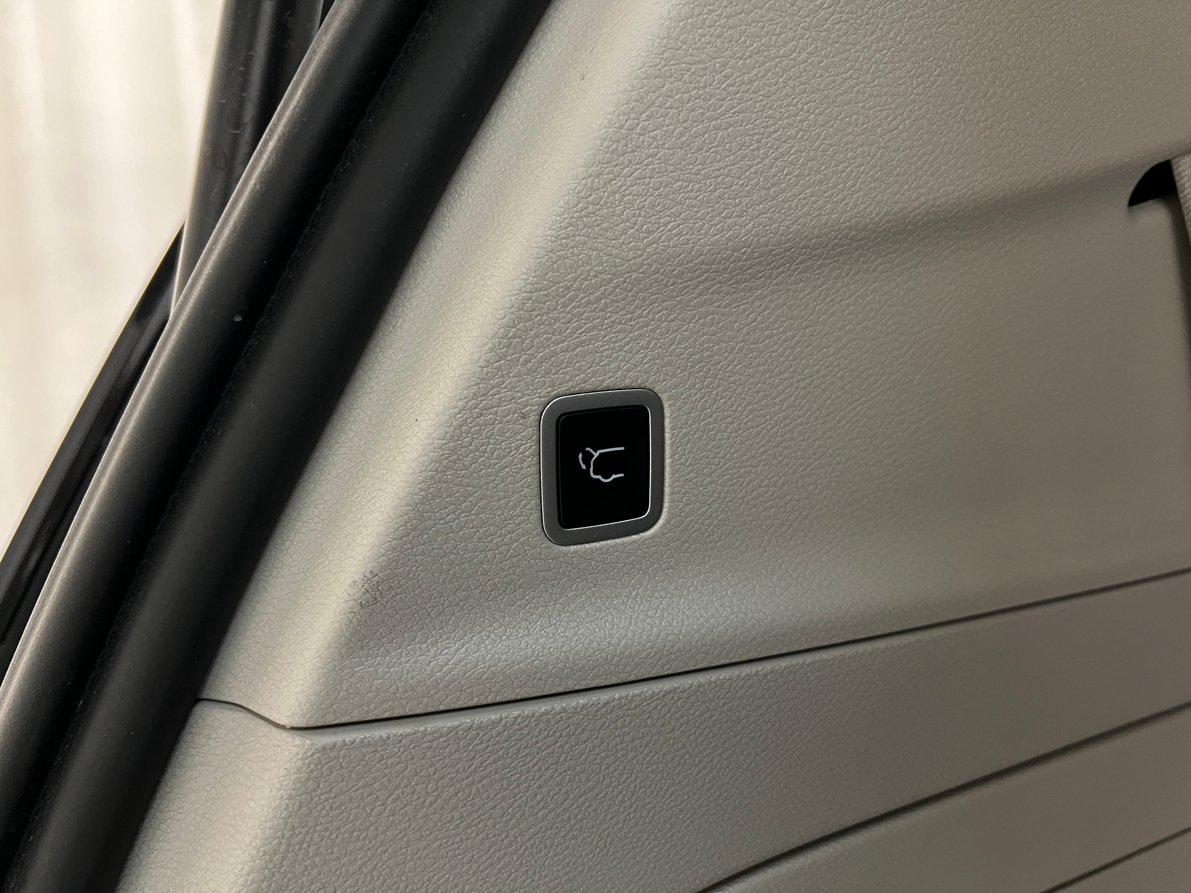 2024 Chrysler Pacifica PHEV Select - Photo 21