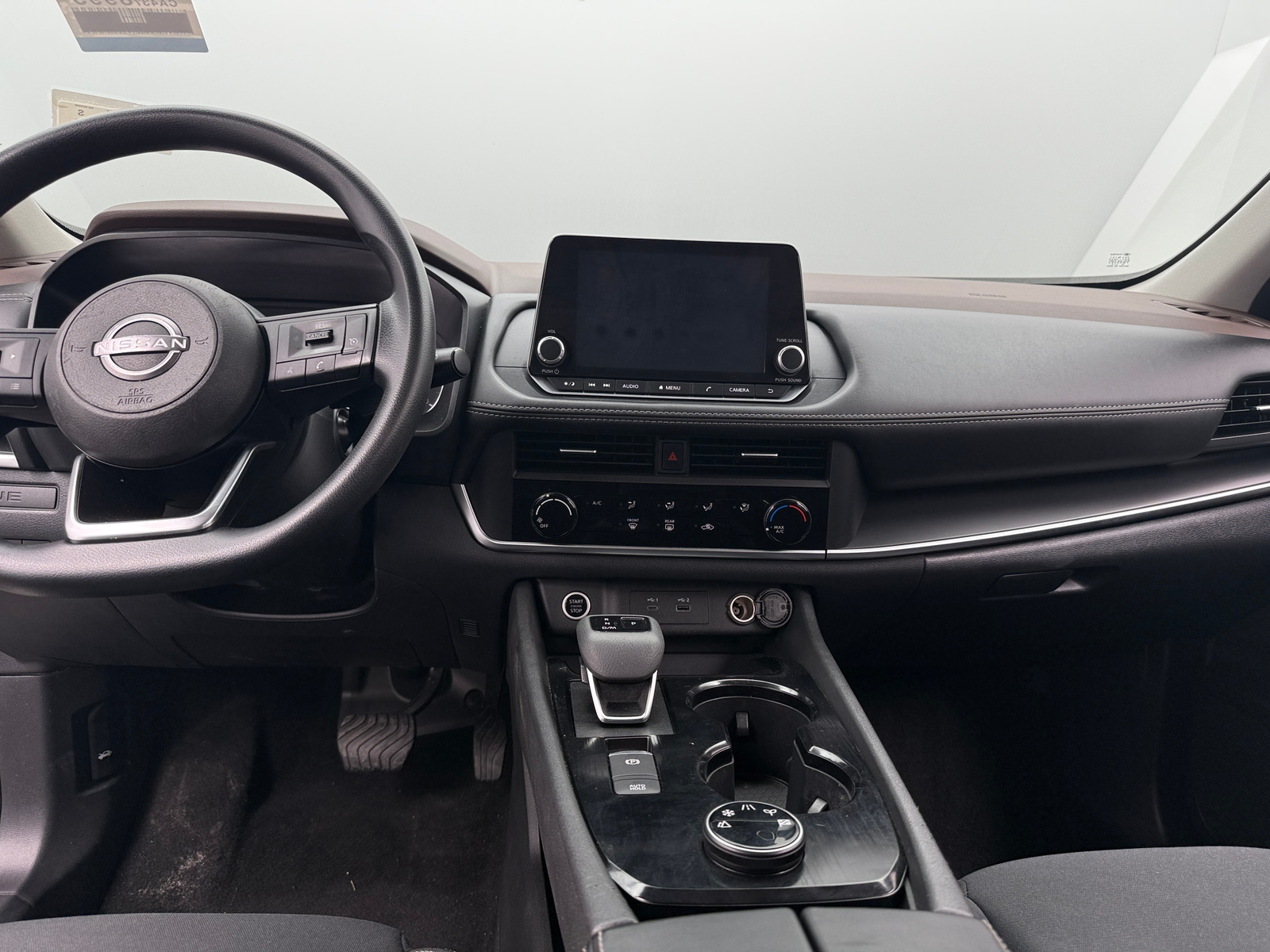 Thumbnail: 2023 Nissan Rogue - 3