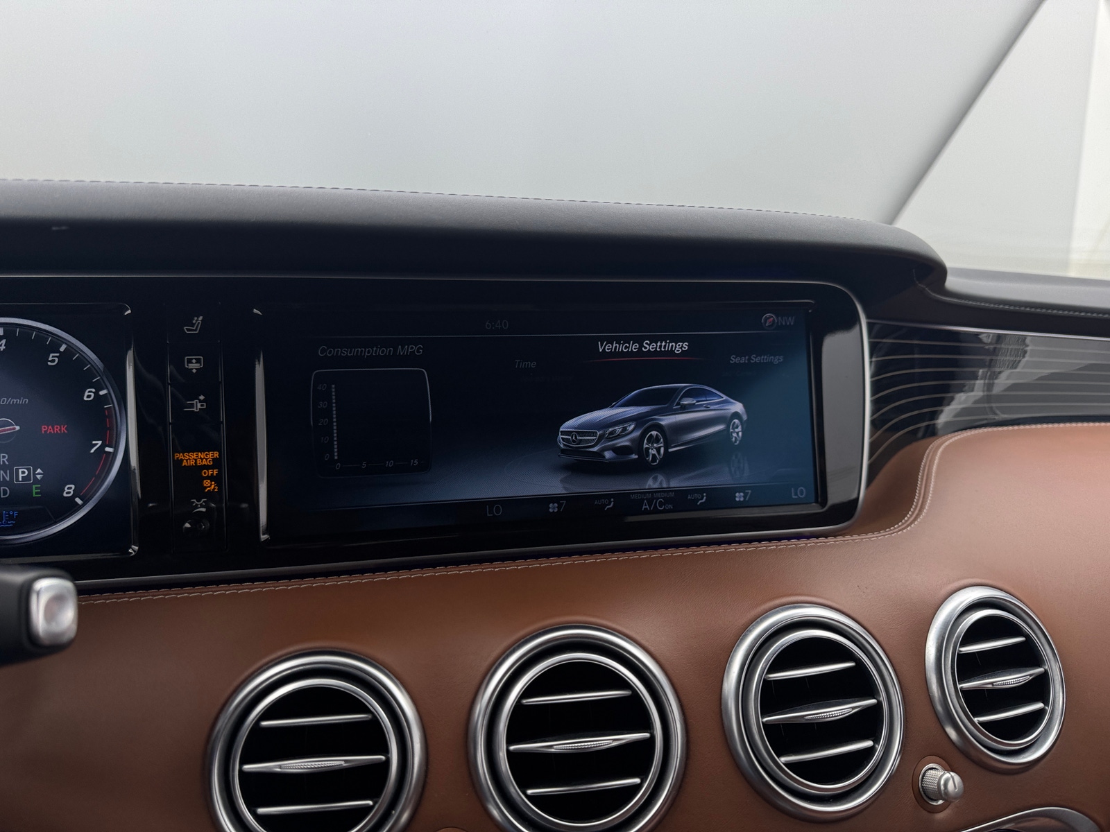 Thumbnail: 2016 Mercedes-Benz S-Class - 2