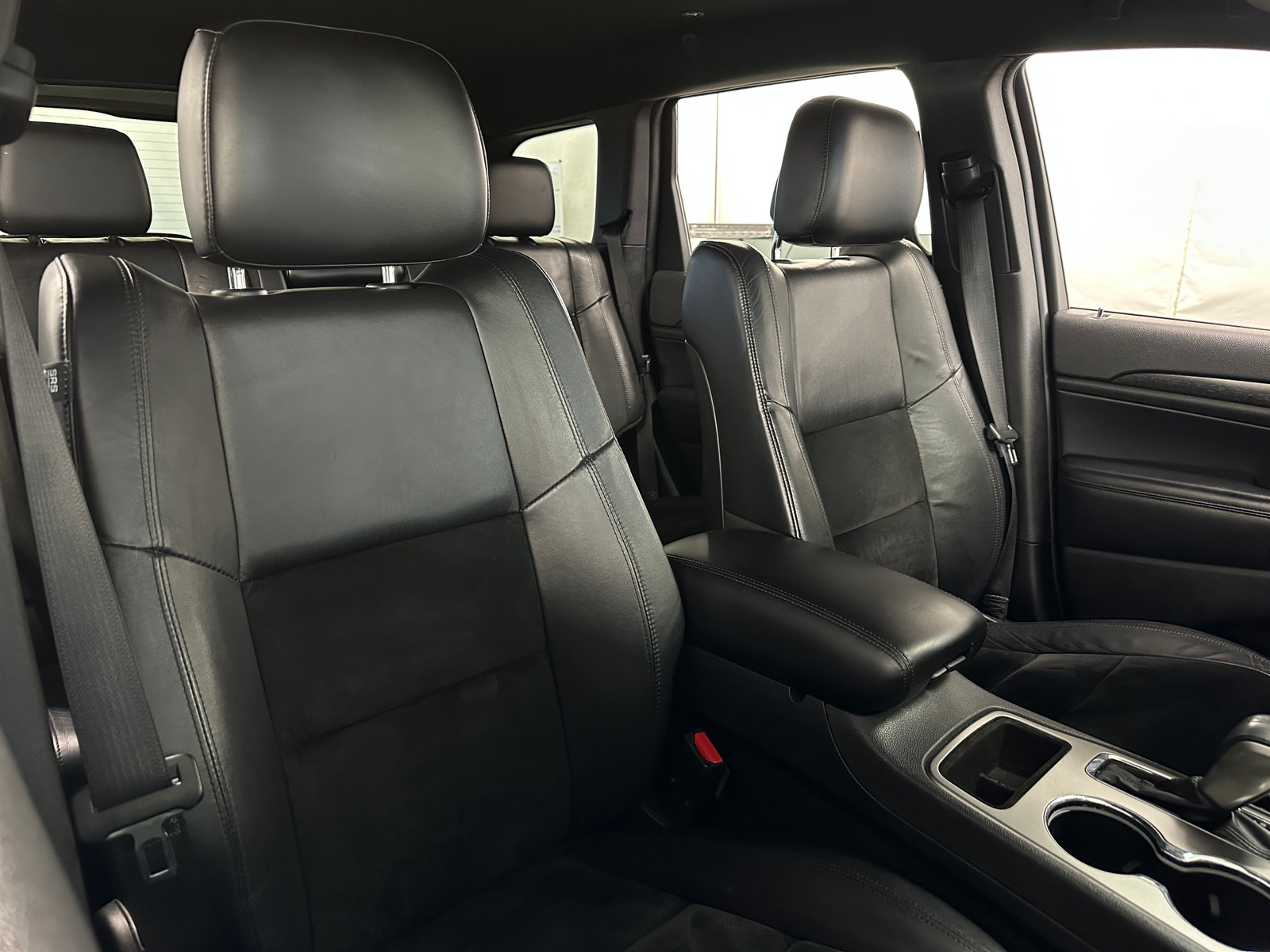 Thumbnail: 2017 Jeep Grand Cherokee - 2