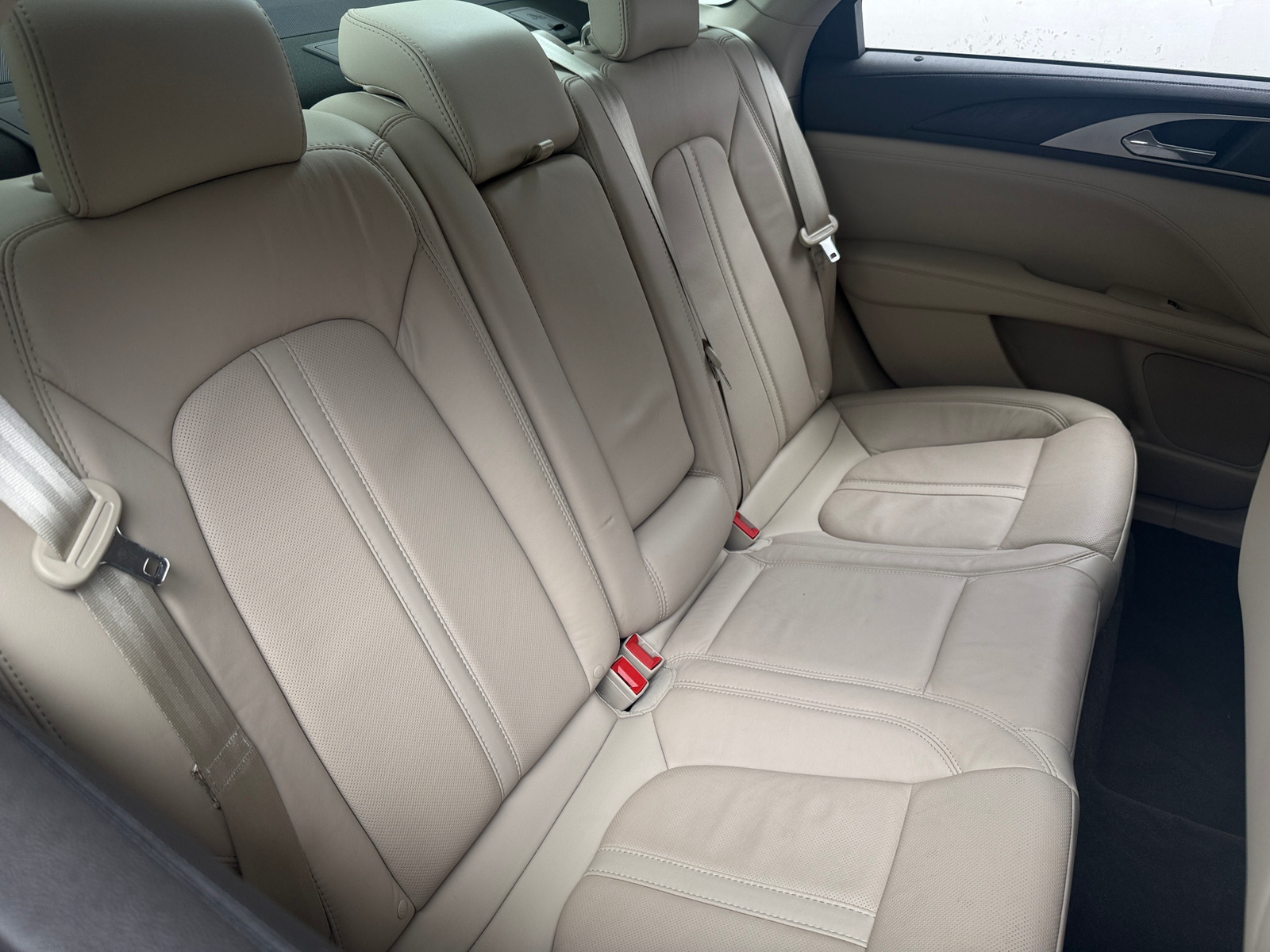 Thumbnail: 2020 Lincoln MKZ - 5