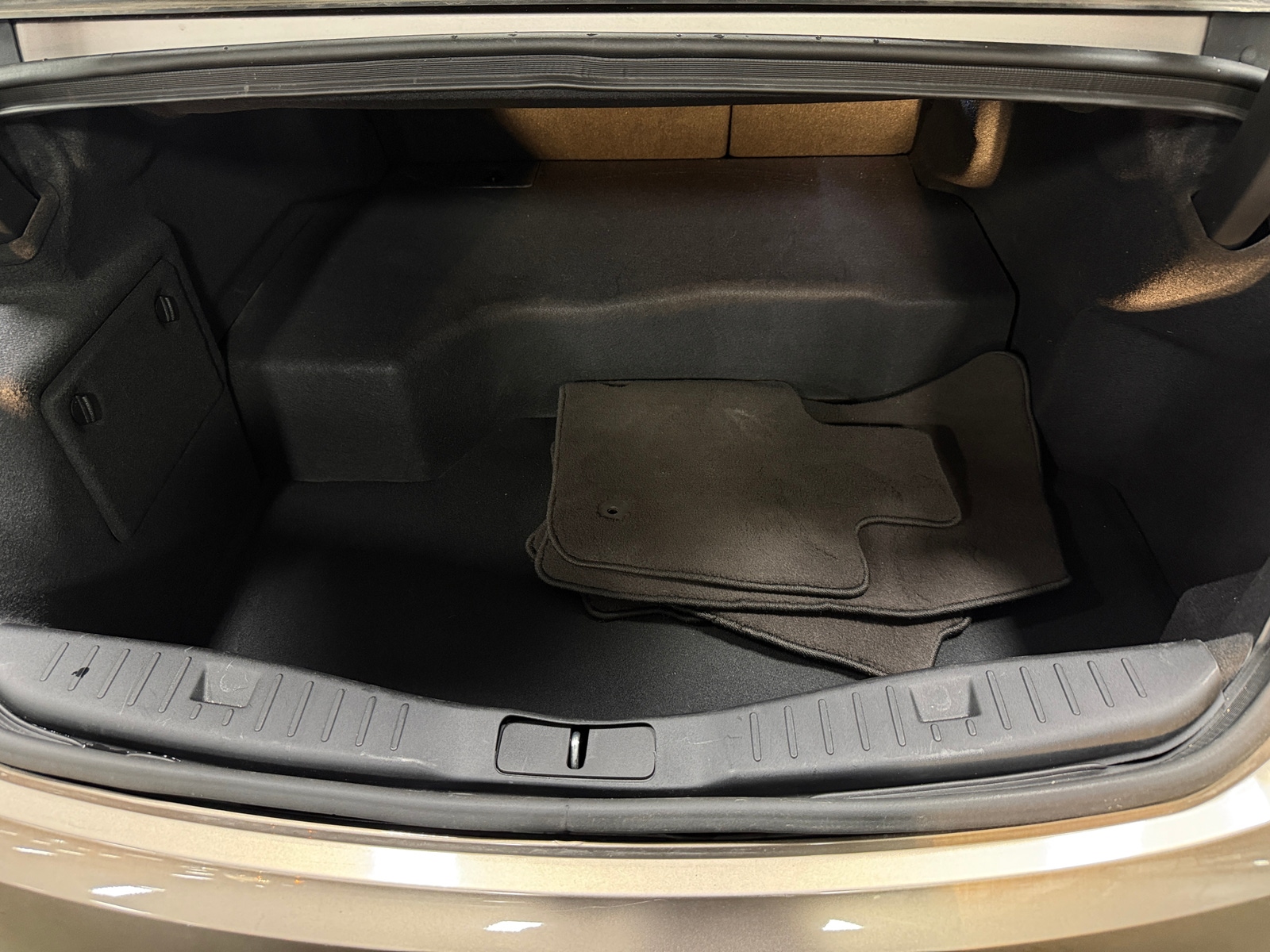 Thumbnail: 2020 Lincoln MKZ - 6