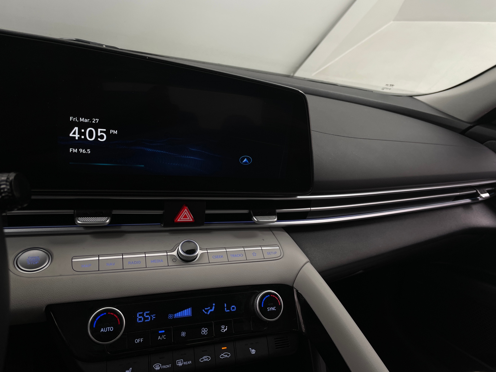 Thumbnail: 2025 Hyundai Elantra - 3