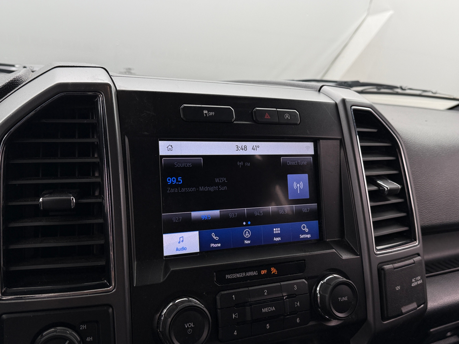 Thumbnail: 2019 Ford Econoline - 4