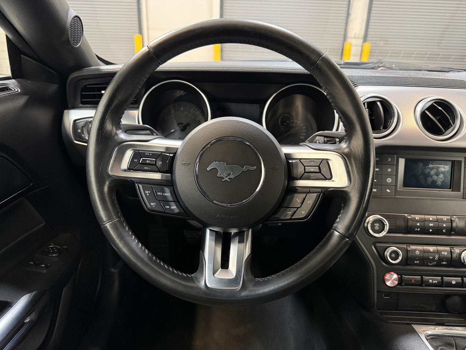 Thumbnail: 2019 Ford Mustang - 5
